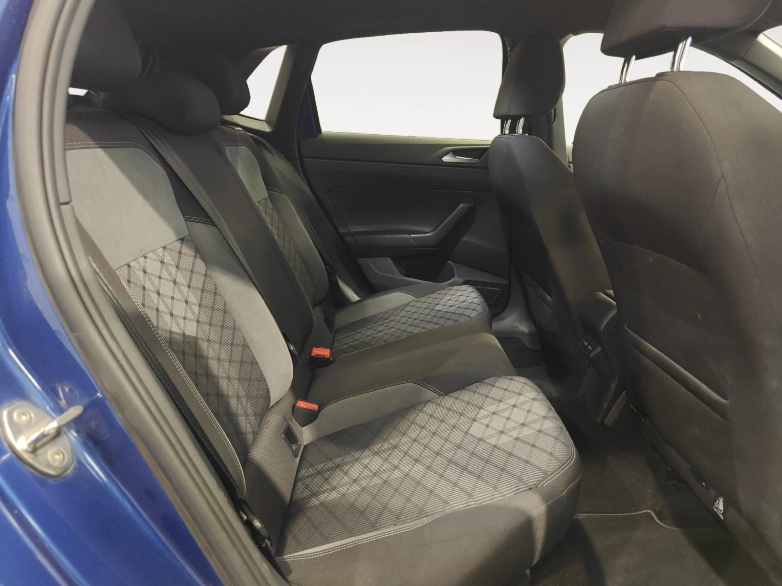 VOLKSWAGEN POLO R LINE 1.0 TSI 81KW (110CV) DSG - Foto 6