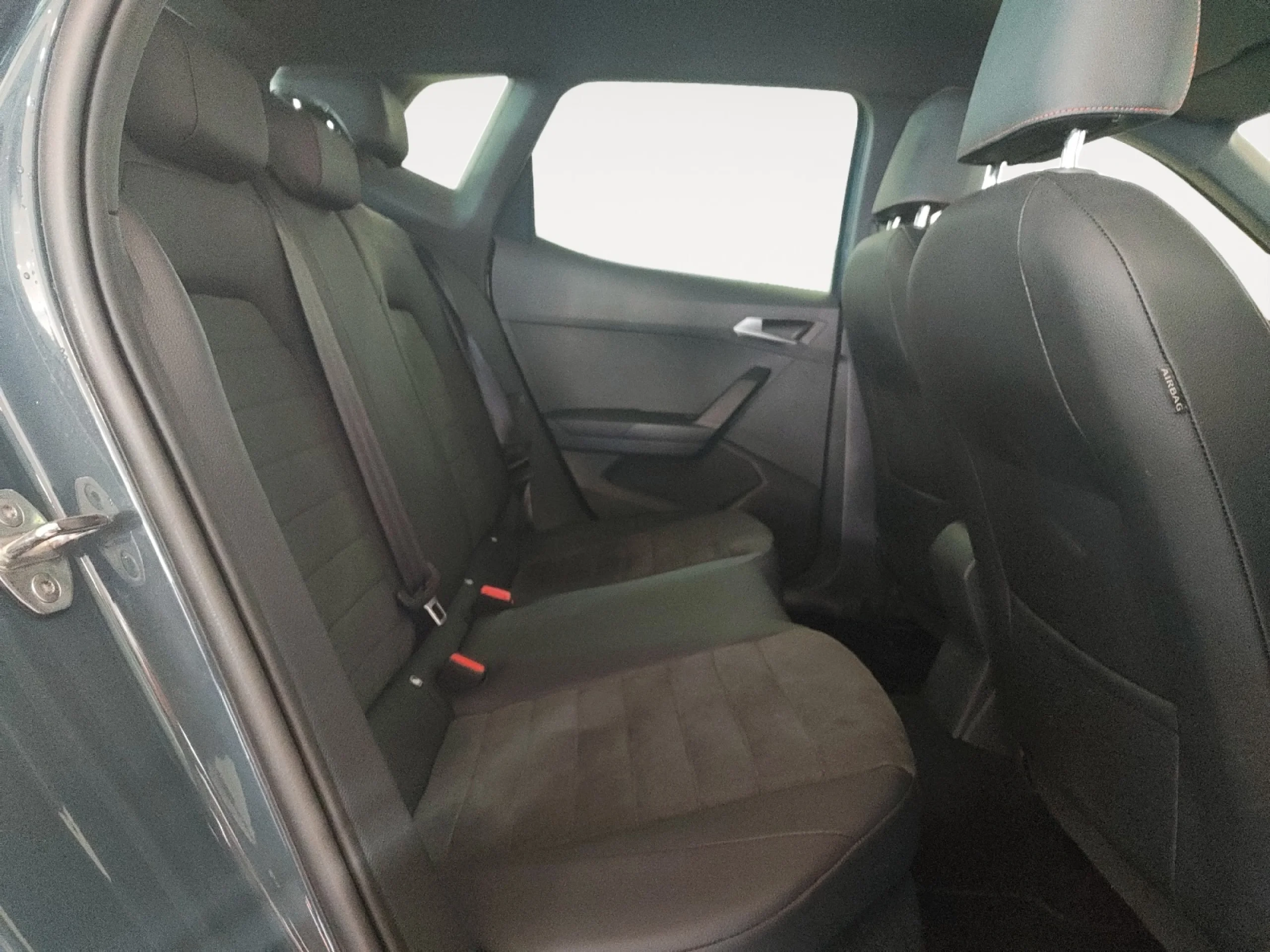 SEAT ARONA 1.0 TSI 85KW (115CV) FR SPECIAL EDITION - Foto 6