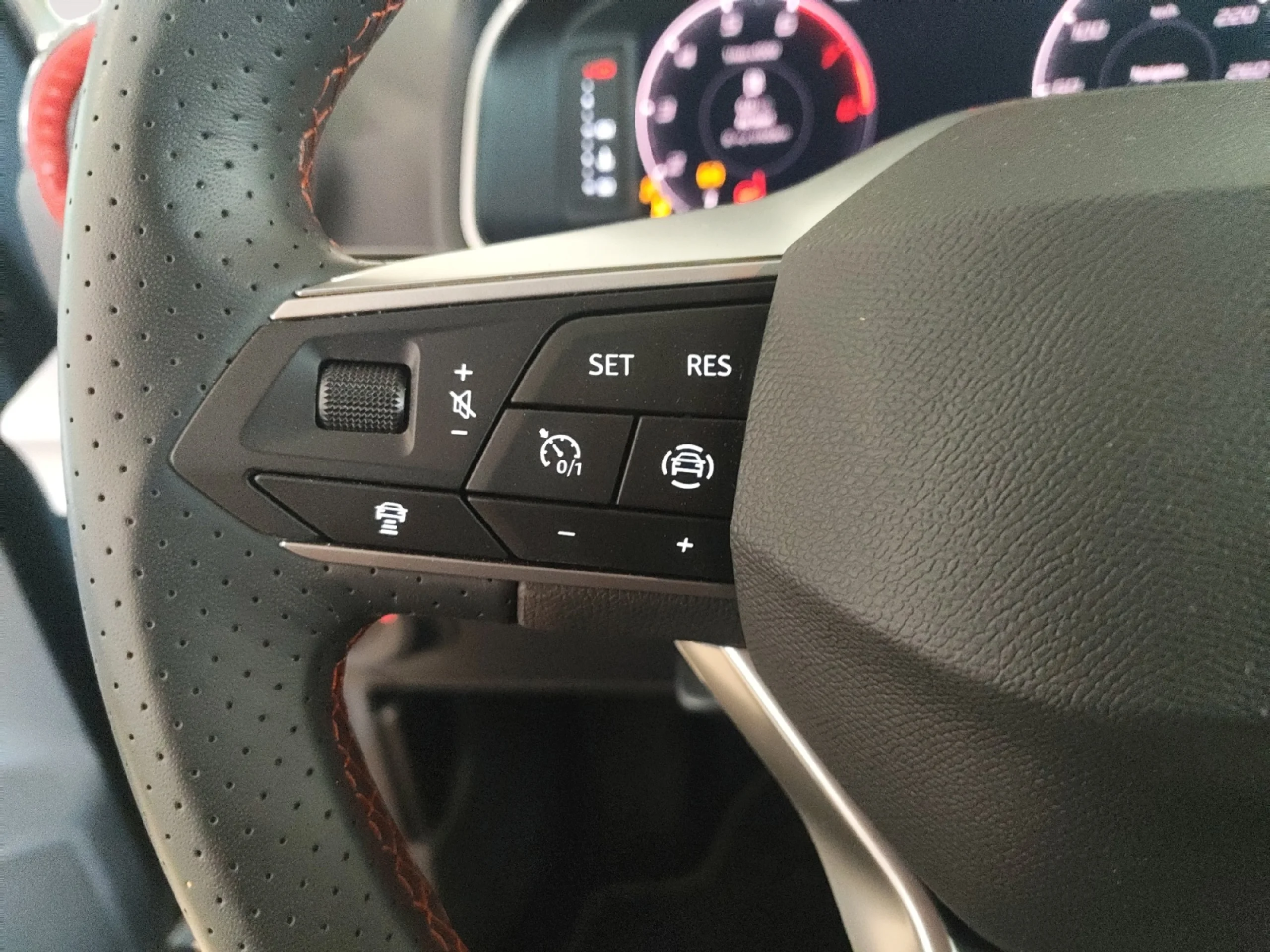 SEAT ARONA 1.0 TSI 85KW (115CV) FR SPECIAL EDITION - Foto 10