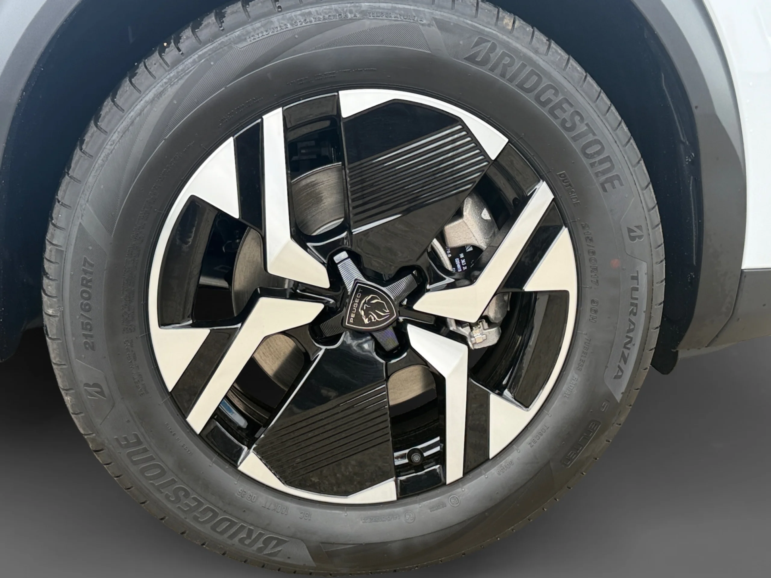 PEUGEOT 2008 N2008 ALLURE HYBRID 145 EDCS6 - Foto 8