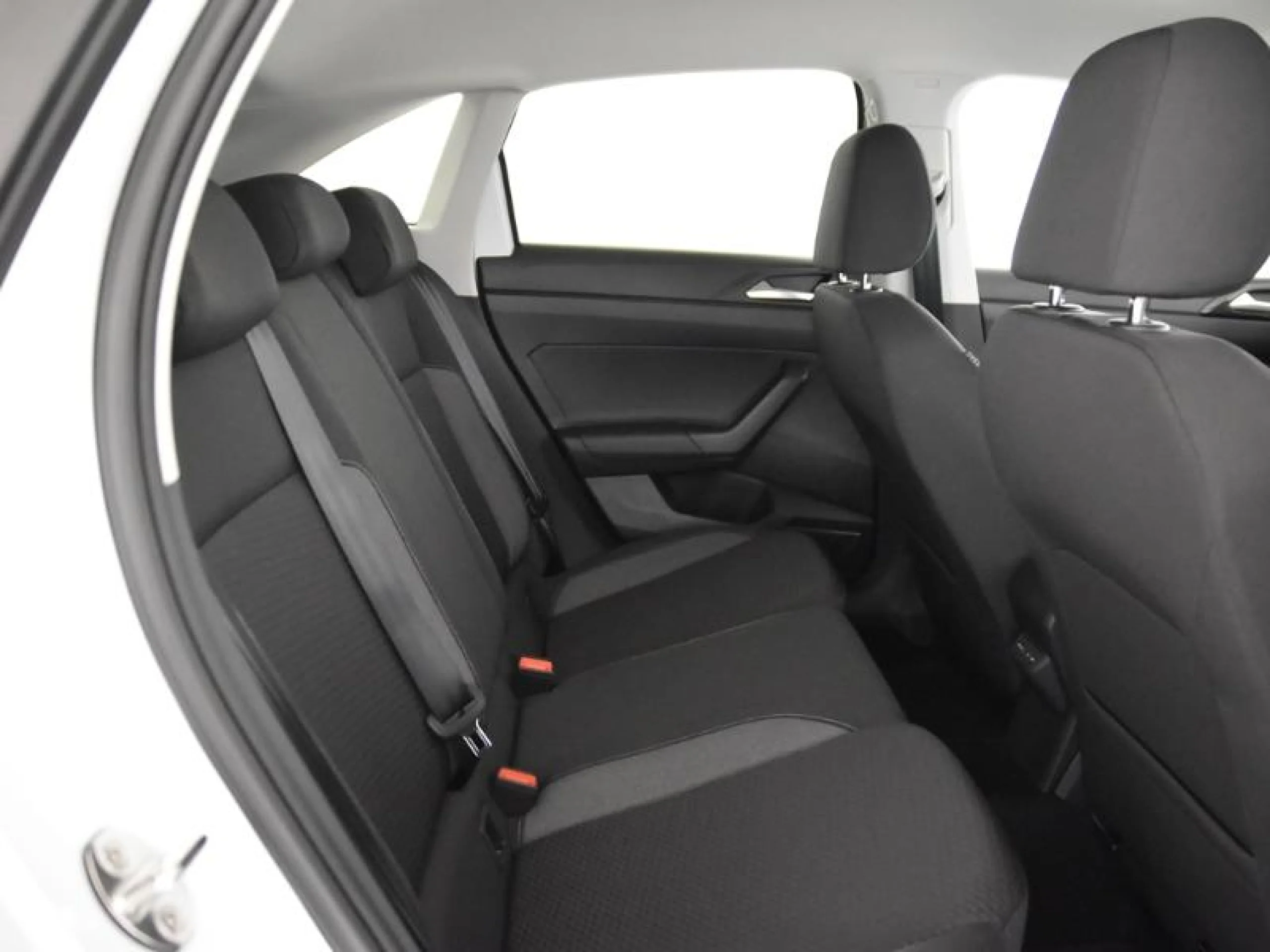 VOLKSWAGEN TAIGO TAIGO TAIGO  1.0 TSI 70 KW (95 CV )  5 VEL. - Foto 6