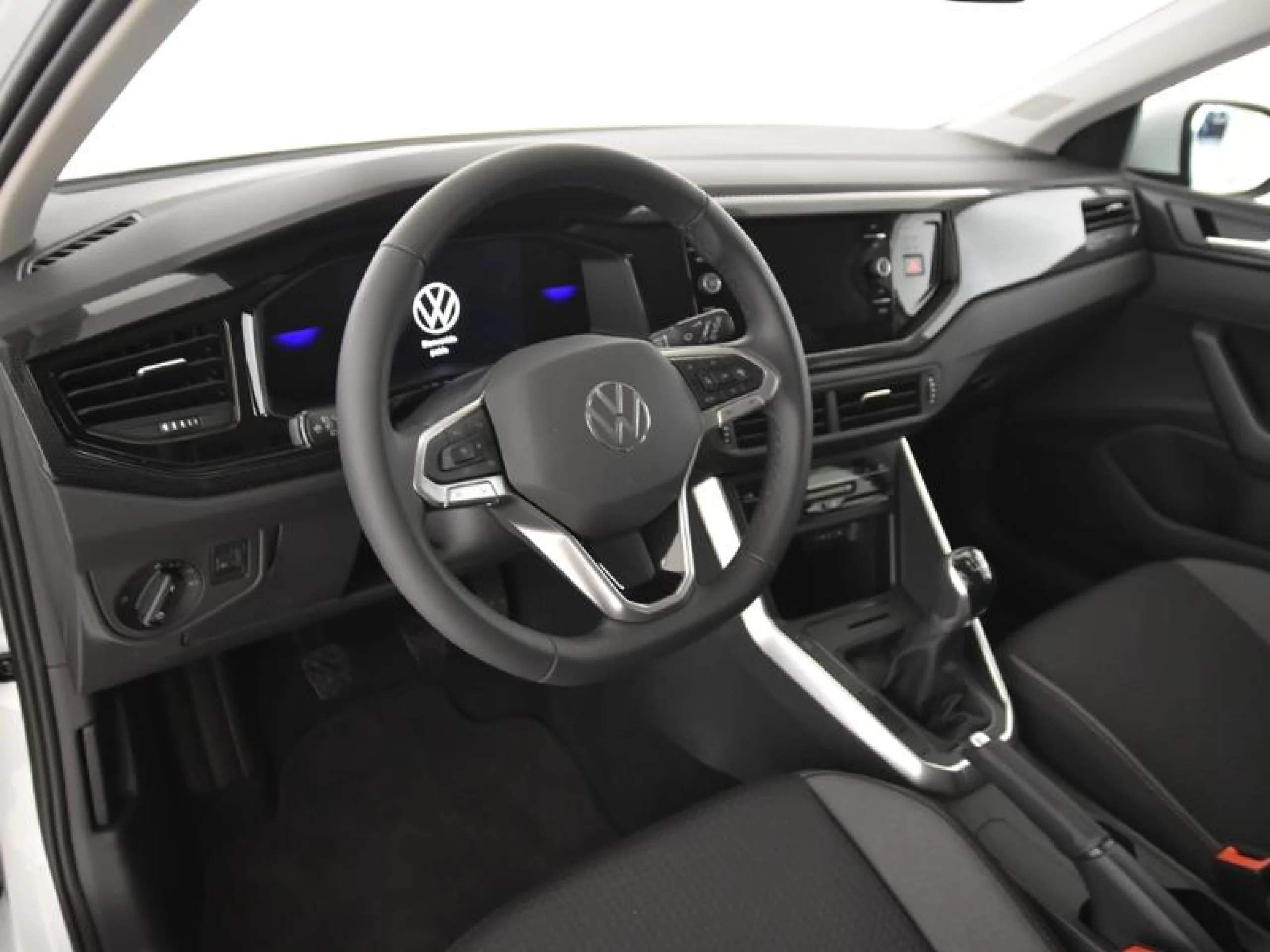 VOLKSWAGEN TAIGO TAIGO TAIGO  1.0 TSI 70 KW (95 CV )  5 VEL. - Foto 9