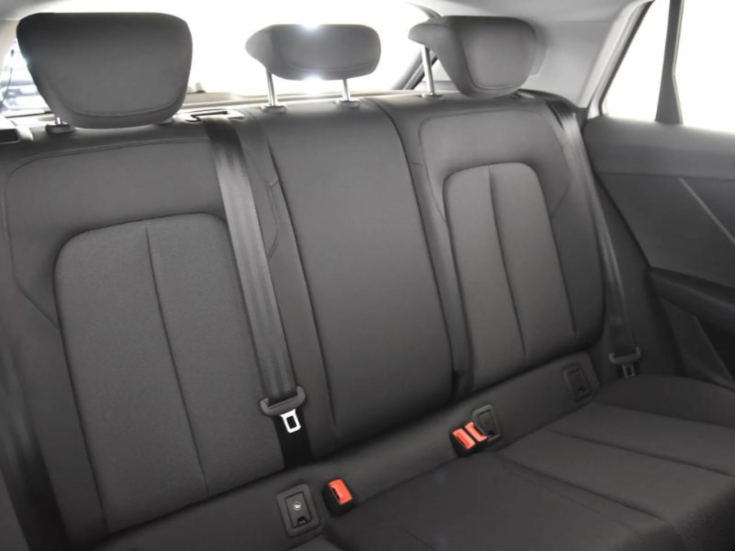 AUDI Q2 ADVANCED 30 TDI 85KW (116CV) - Foto 6