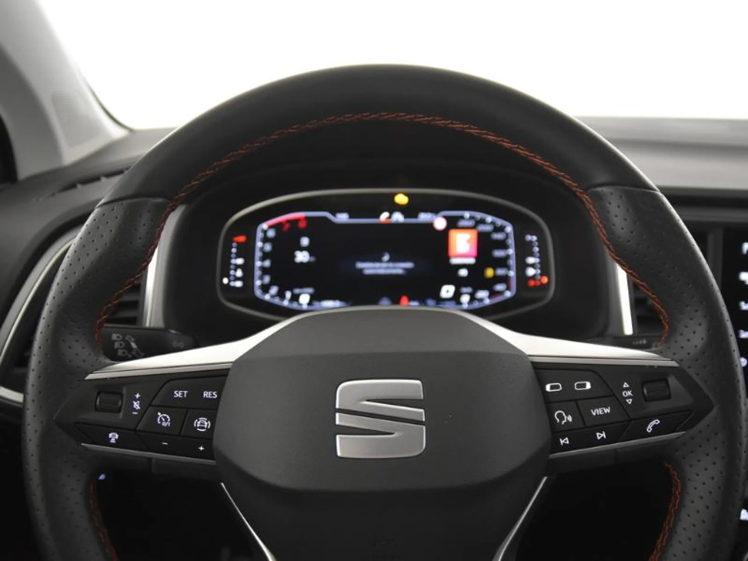 SEAT ATECA 1.5 TSI 110KW (150CV) FR SPECIAL EDITION - Foto 16