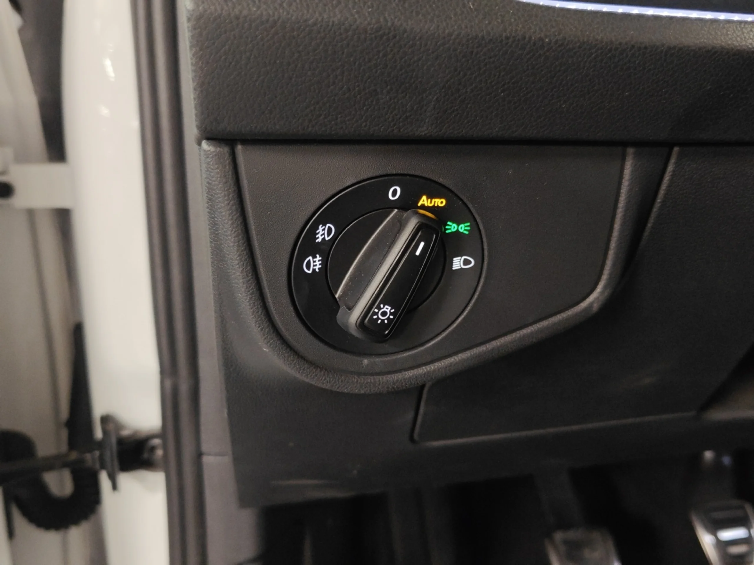 VOLKSWAGEN TAIGO R LINE 1.0 TSI 81KW (110CV) - Foto 12