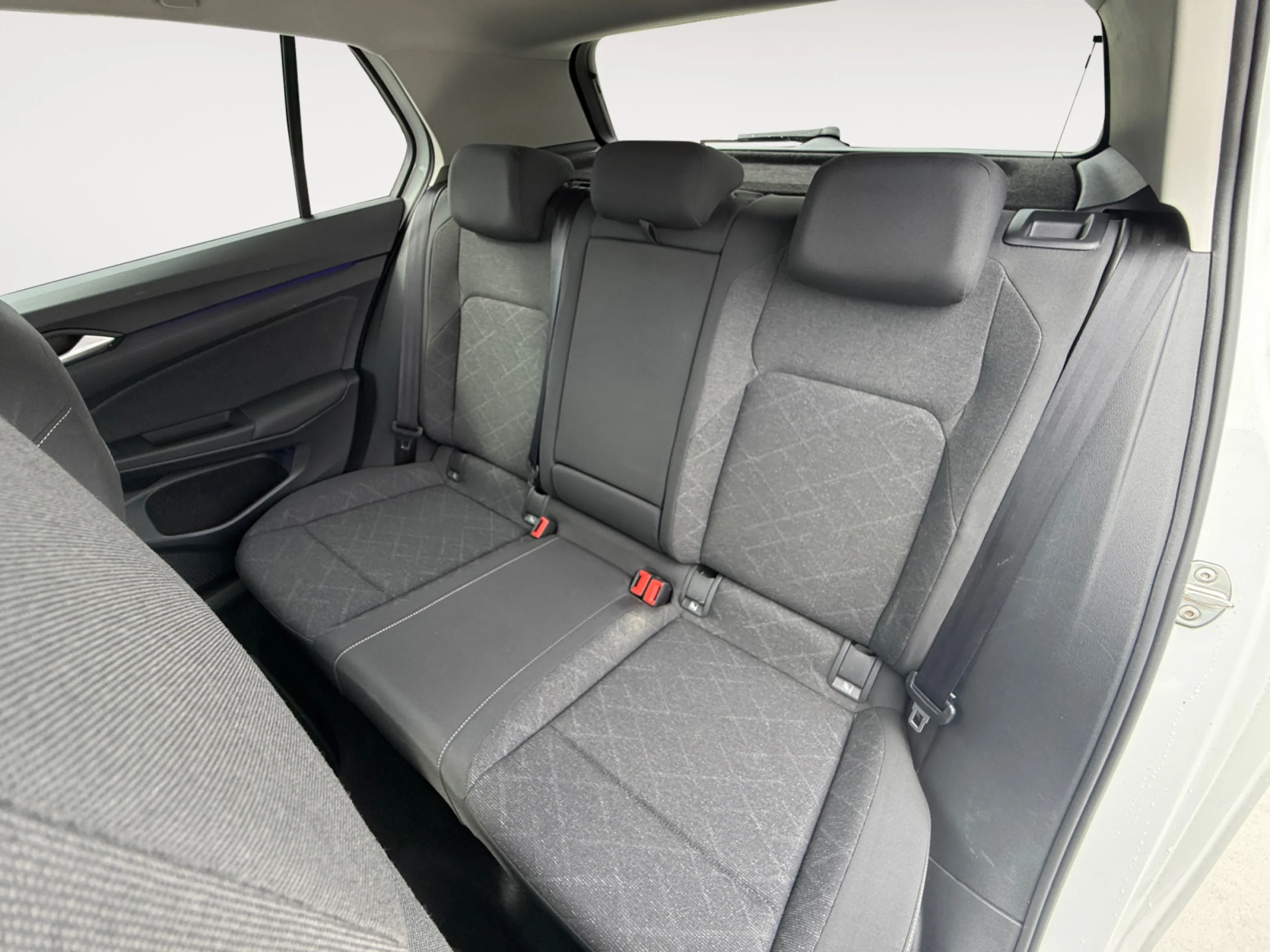 VOLKSWAGEN GOLF LIFE 2.0 TDI 85KW (115CV) - Foto 6