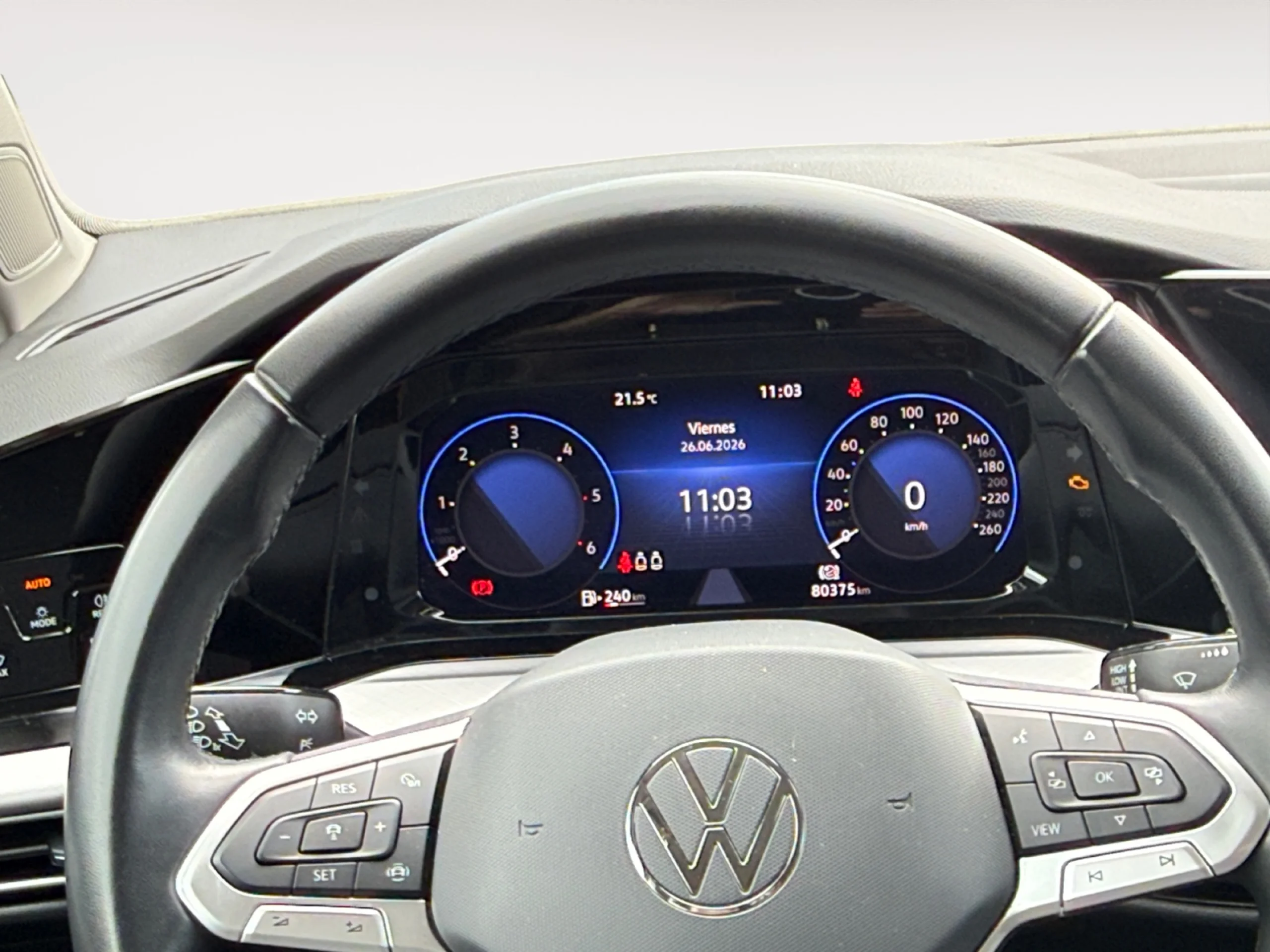 VOLKSWAGEN GOLF LIFE 2.0 TDI 85KW (115CV) - Foto 10