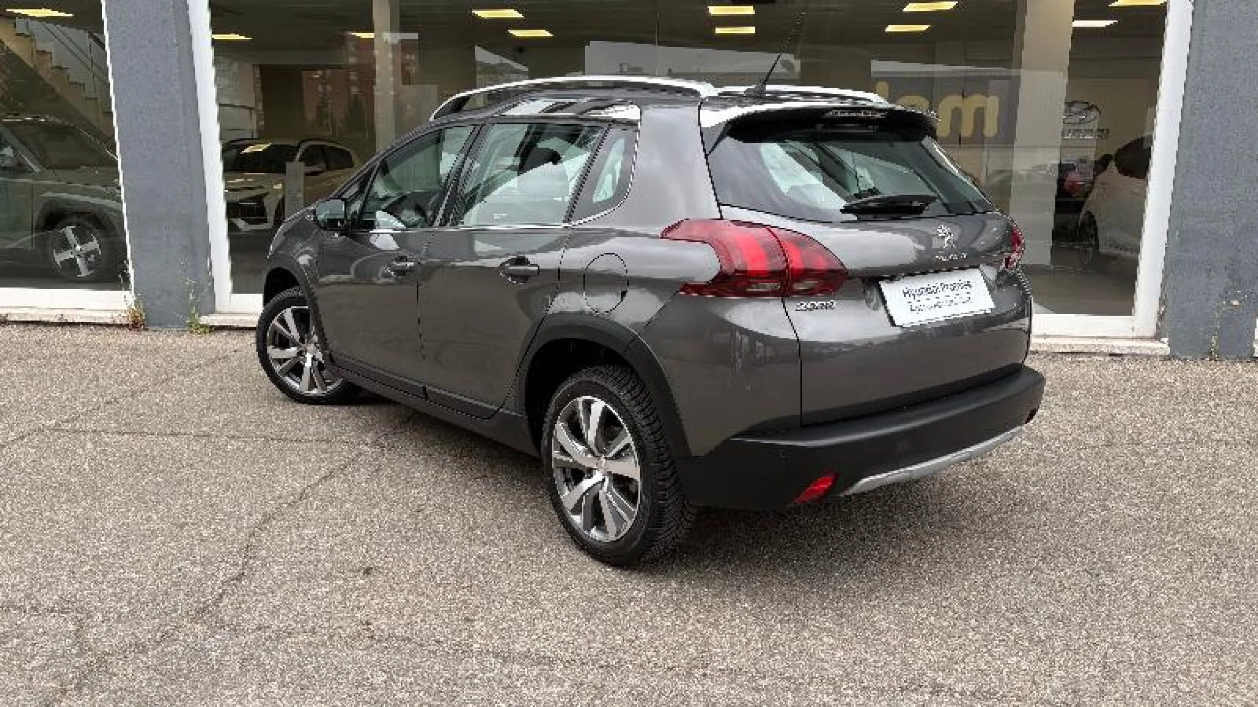 PEUGEOT 2008 ALLURE BLUEHDI 100 S&S BVM6 - Foto 9