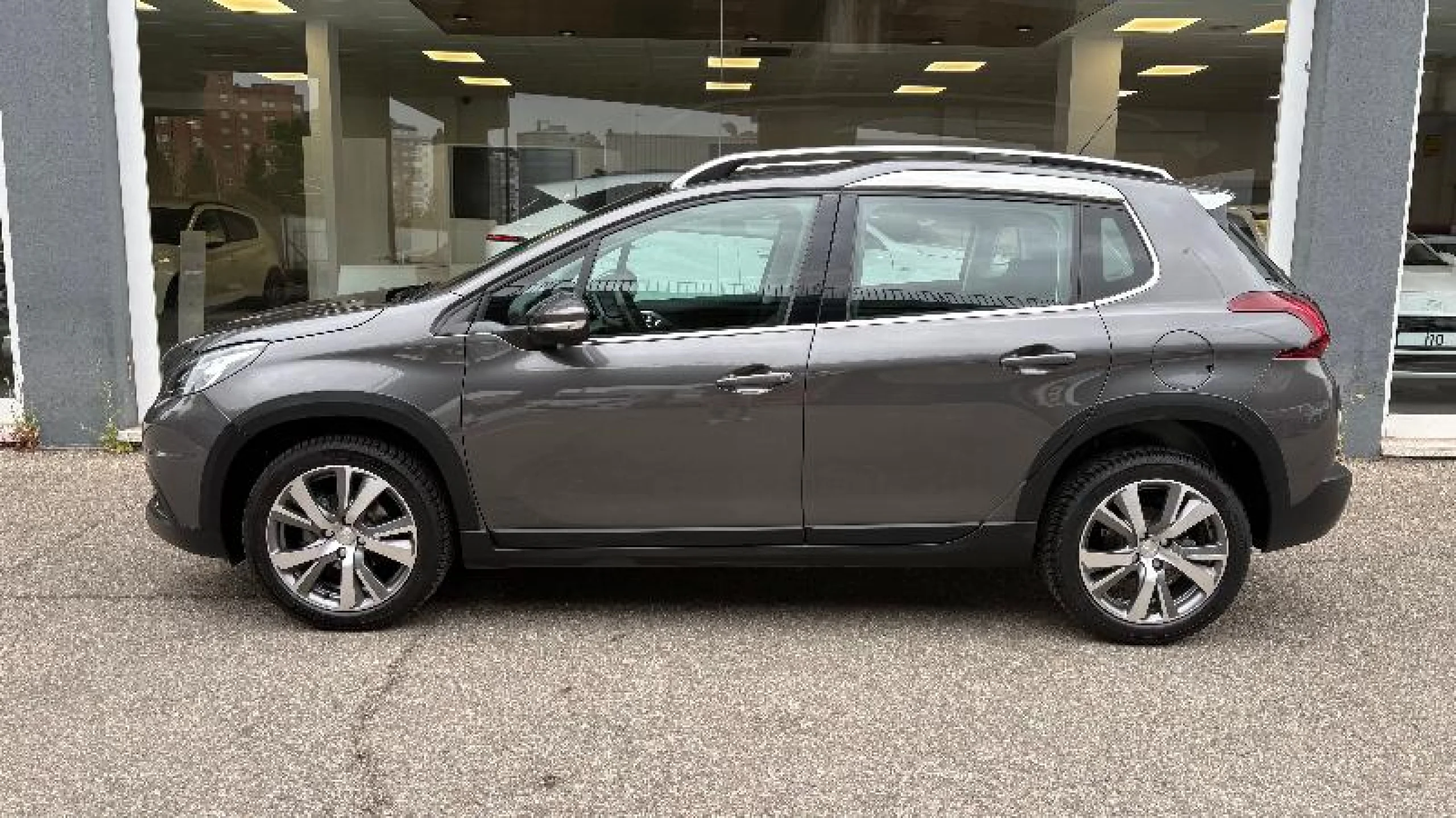 PEUGEOT 2008 ALLURE BLUEHDI 100 S&S BVM6 - Foto 10