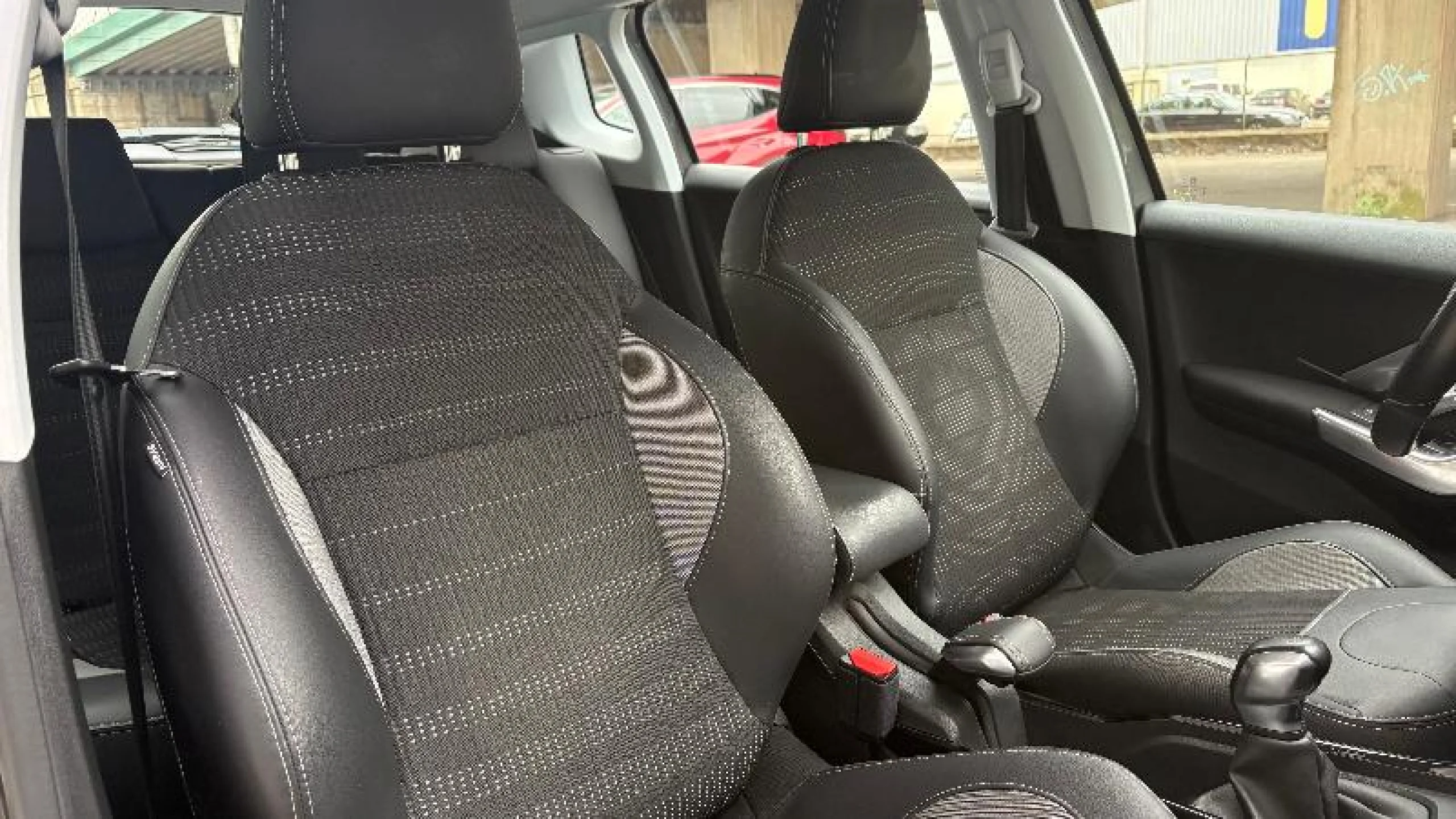 PEUGEOT 2008 ALLURE BLUEHDI 100 S&S BVM6 - Foto 12