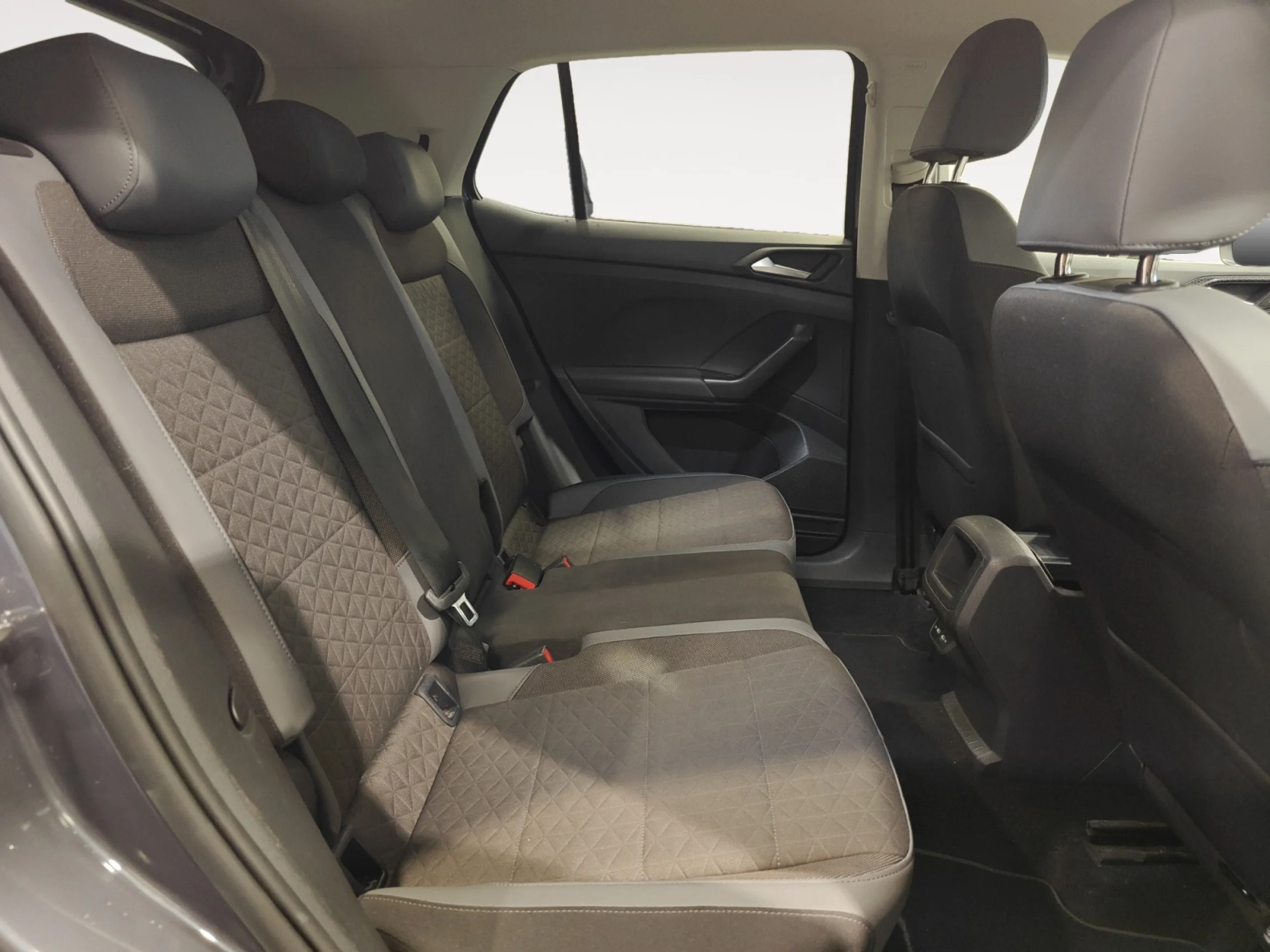VOLKSWAGEN T CROSS SPORT 1.0 TSI 81KW (110CV) - Foto 6