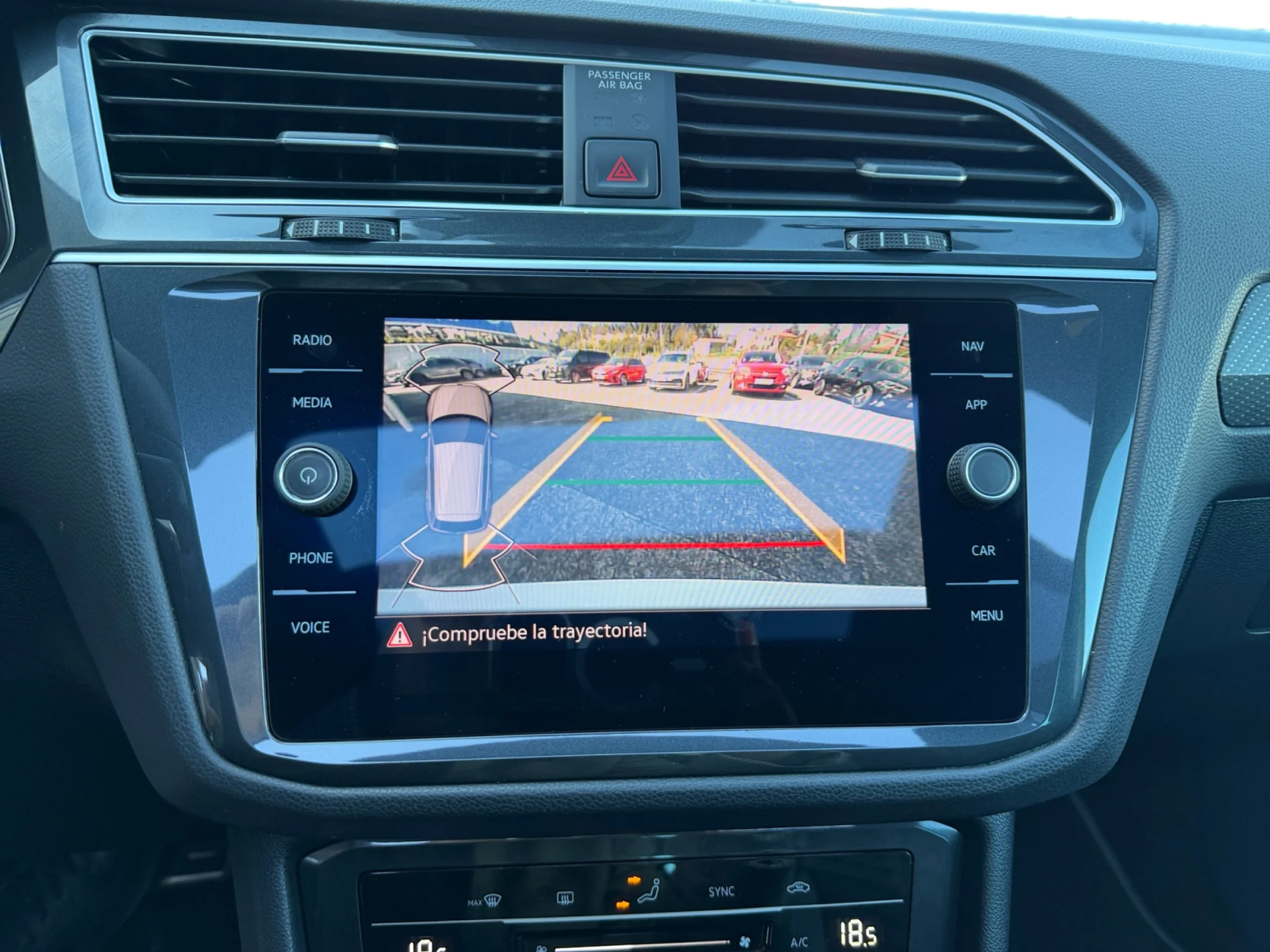 VOLKSWAGEN TIGUAN R LINE 2.0 TDI 110KW (150CV) DSG 4MOTION - Foto 9