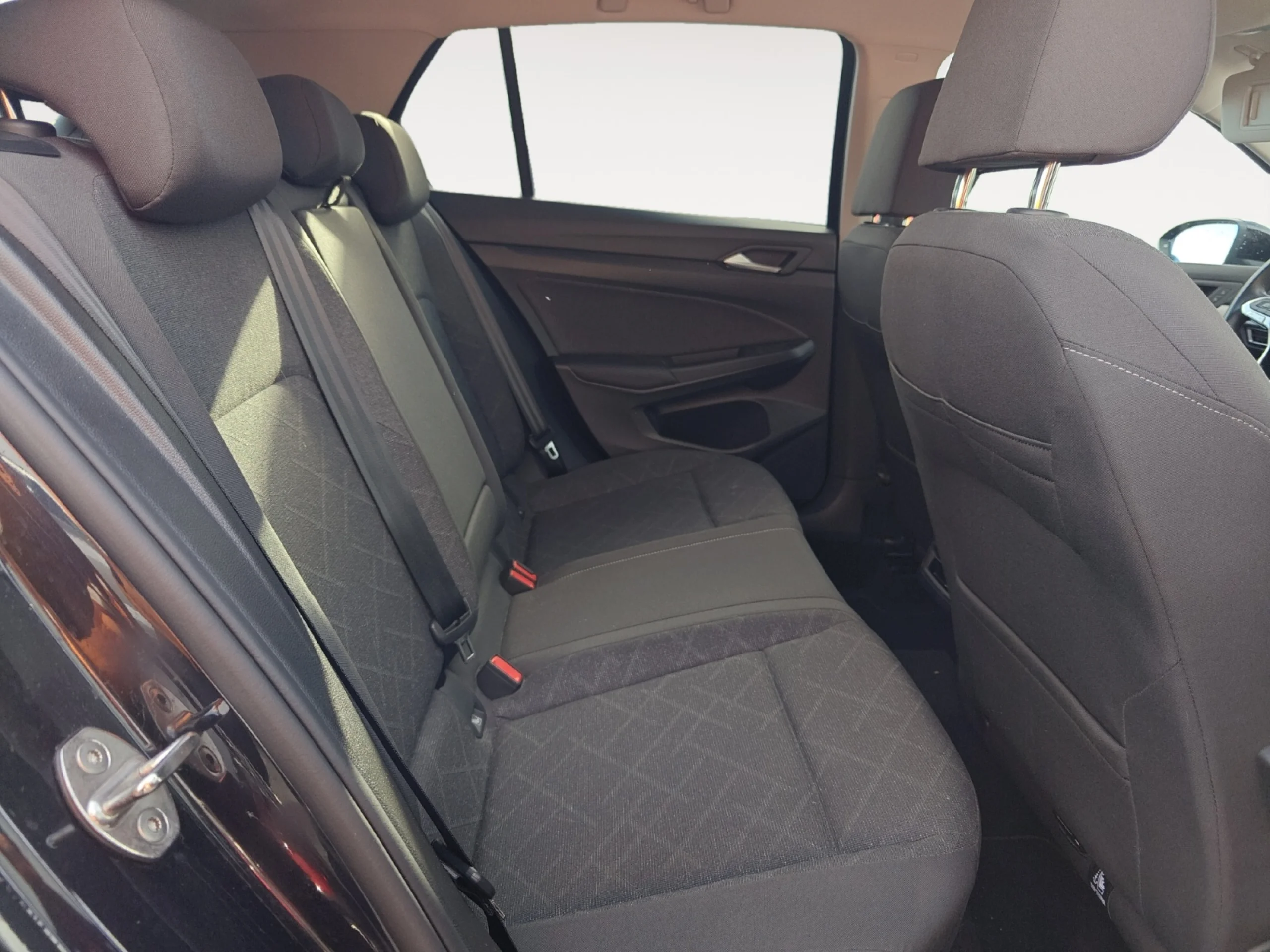 VOLKSWAGEN GOLF LIFE 2.0 TDI 85KW (115CV) - Foto 6