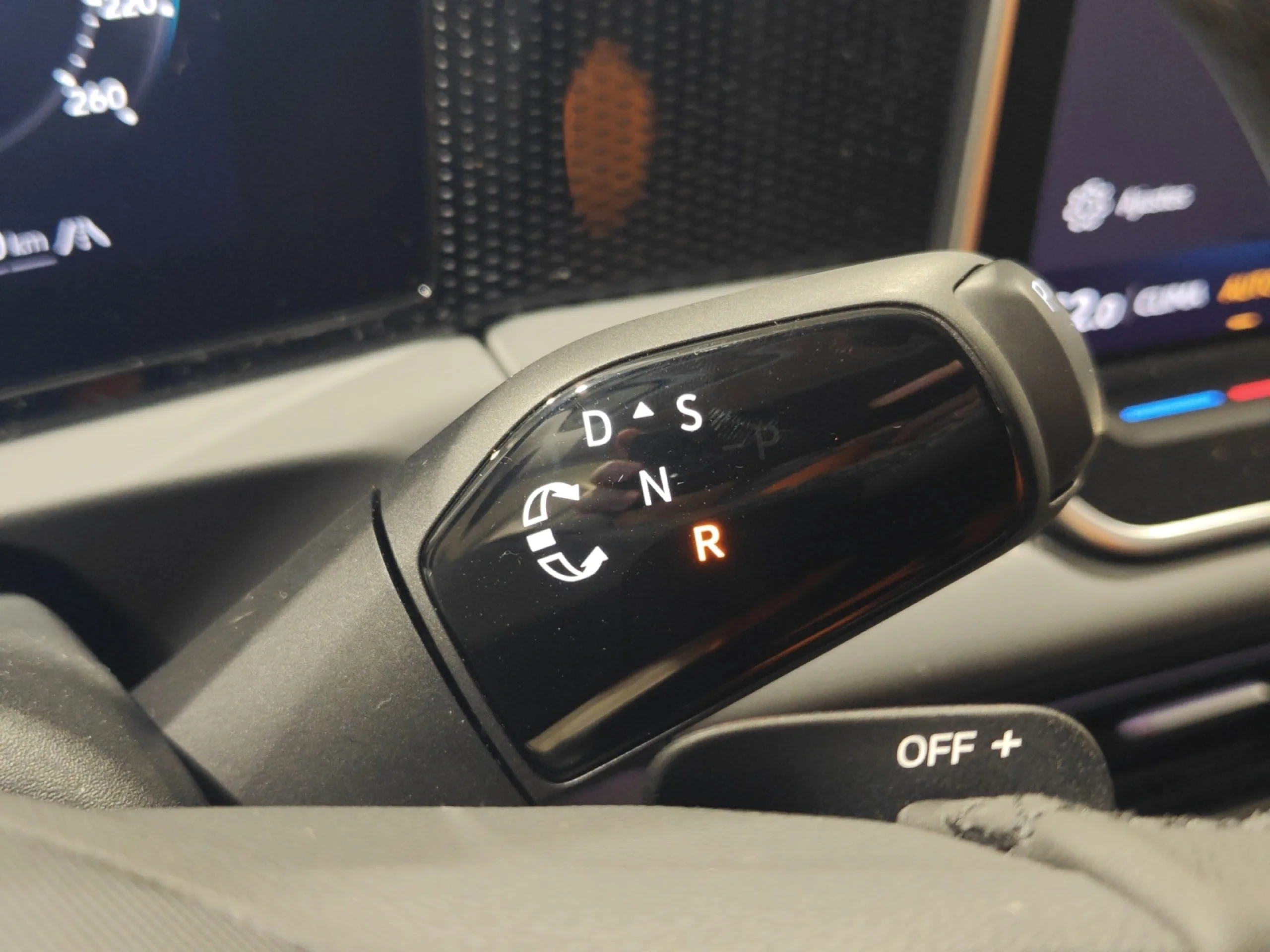 VOLKSWAGEN TIGUAN ··MÁS·· 2.0 TDI 110KW (150CV) DSG - Foto 17