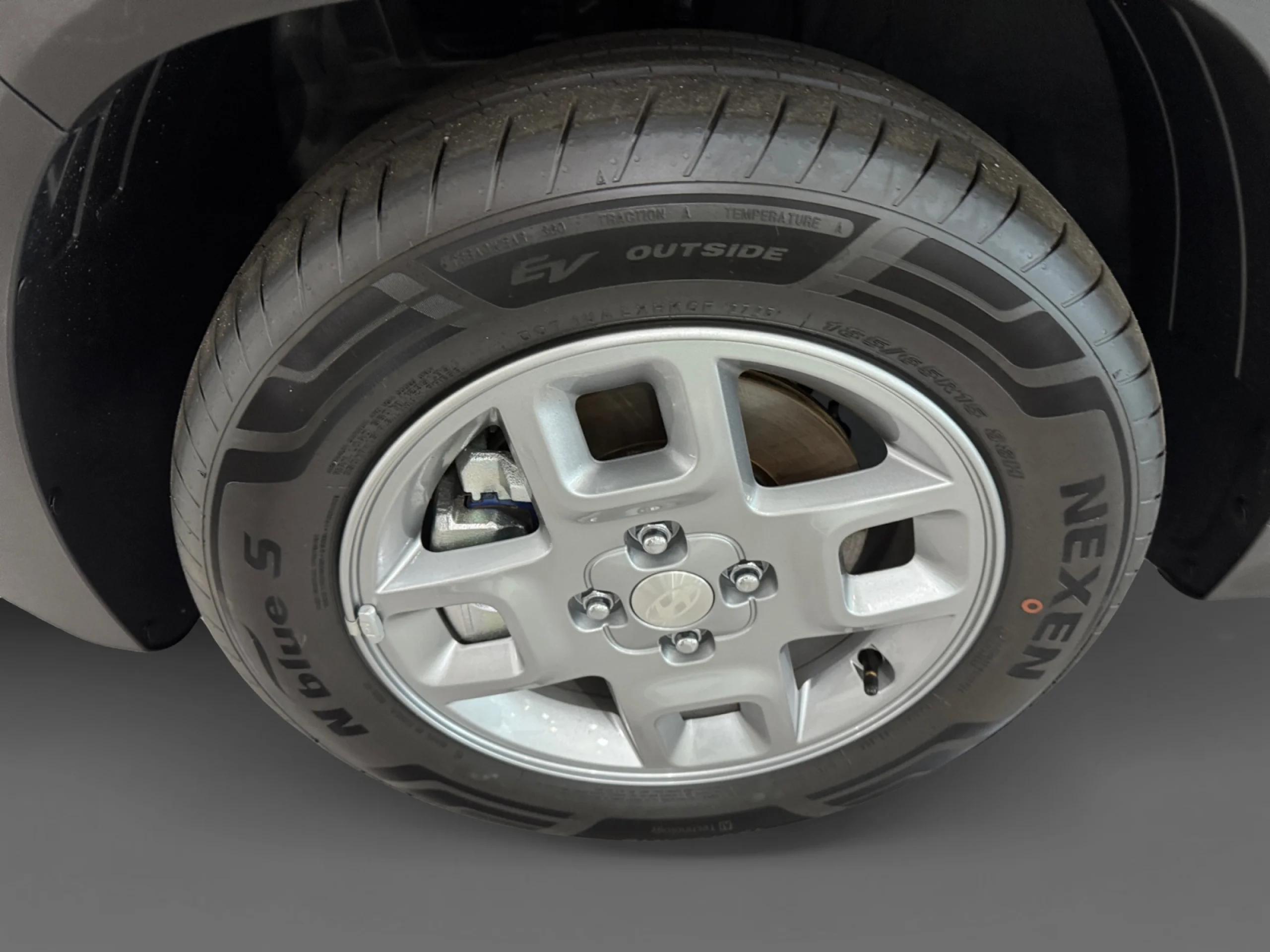 HYUNDAI INSTER 49KWH 85KW (115CV) MAXX - Foto 8
