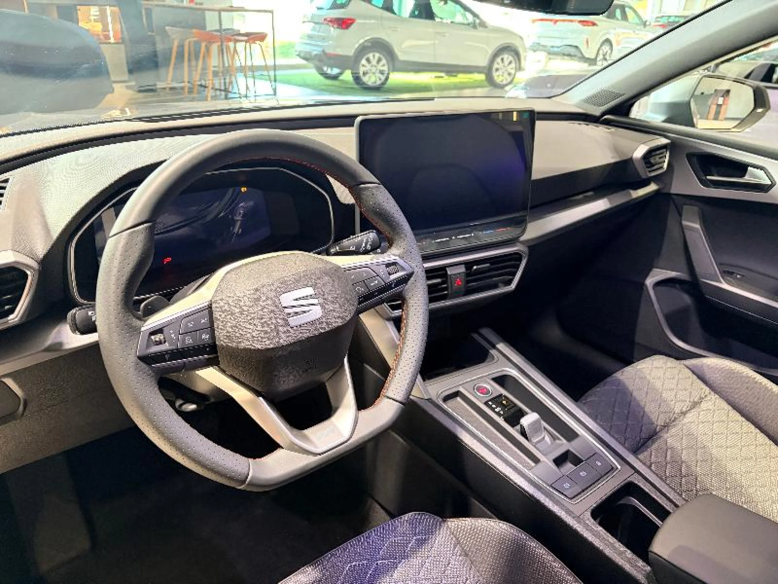 SEAT LEON 1.5 TSI E HYBRID 150KW DSG 6 FR XL - Foto 7