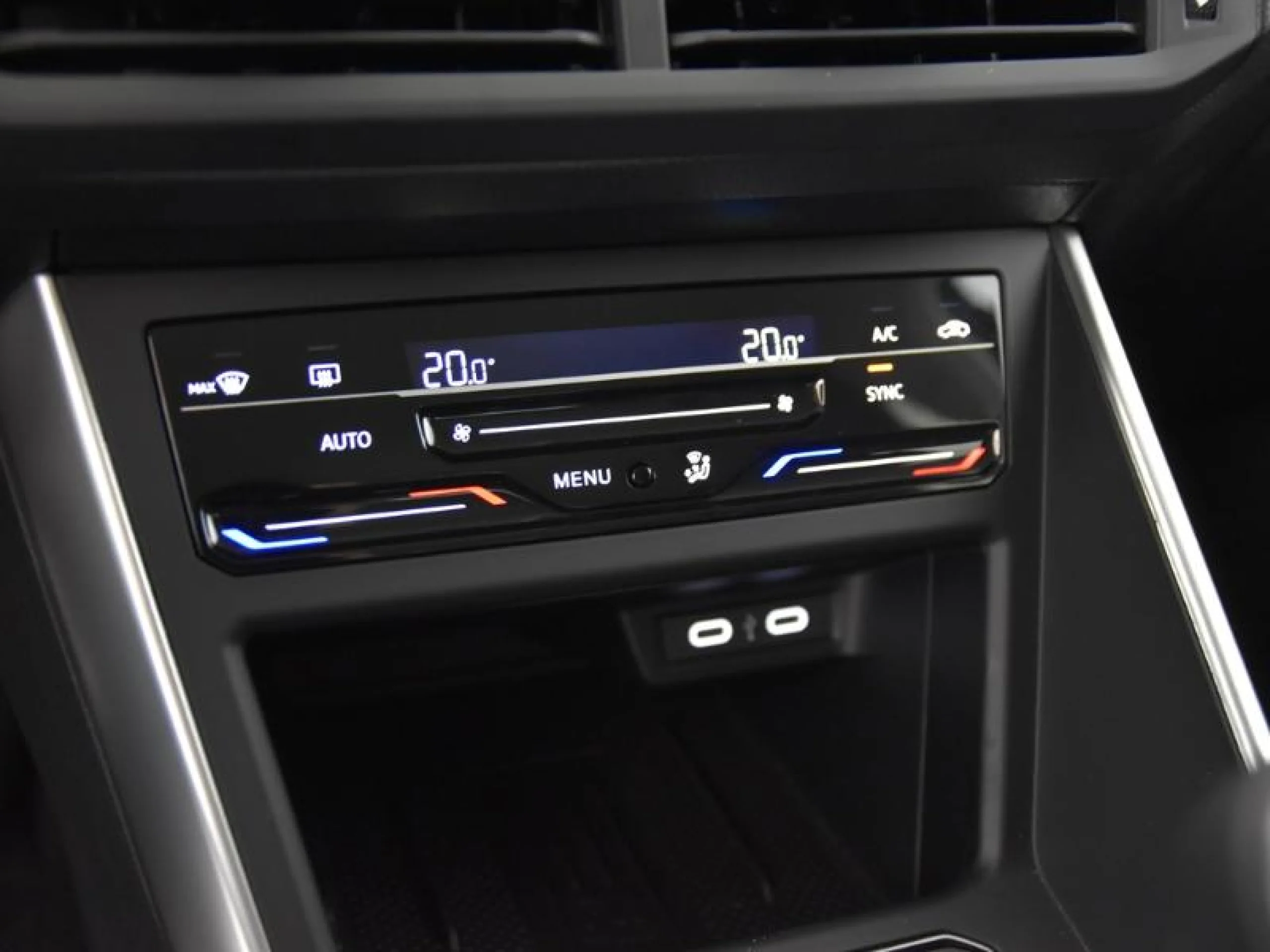 VOLKSWAGEN POLO POLO MÁS 1.0 TSI 70 KW (95 CV)  5 VEL. - Foto 11