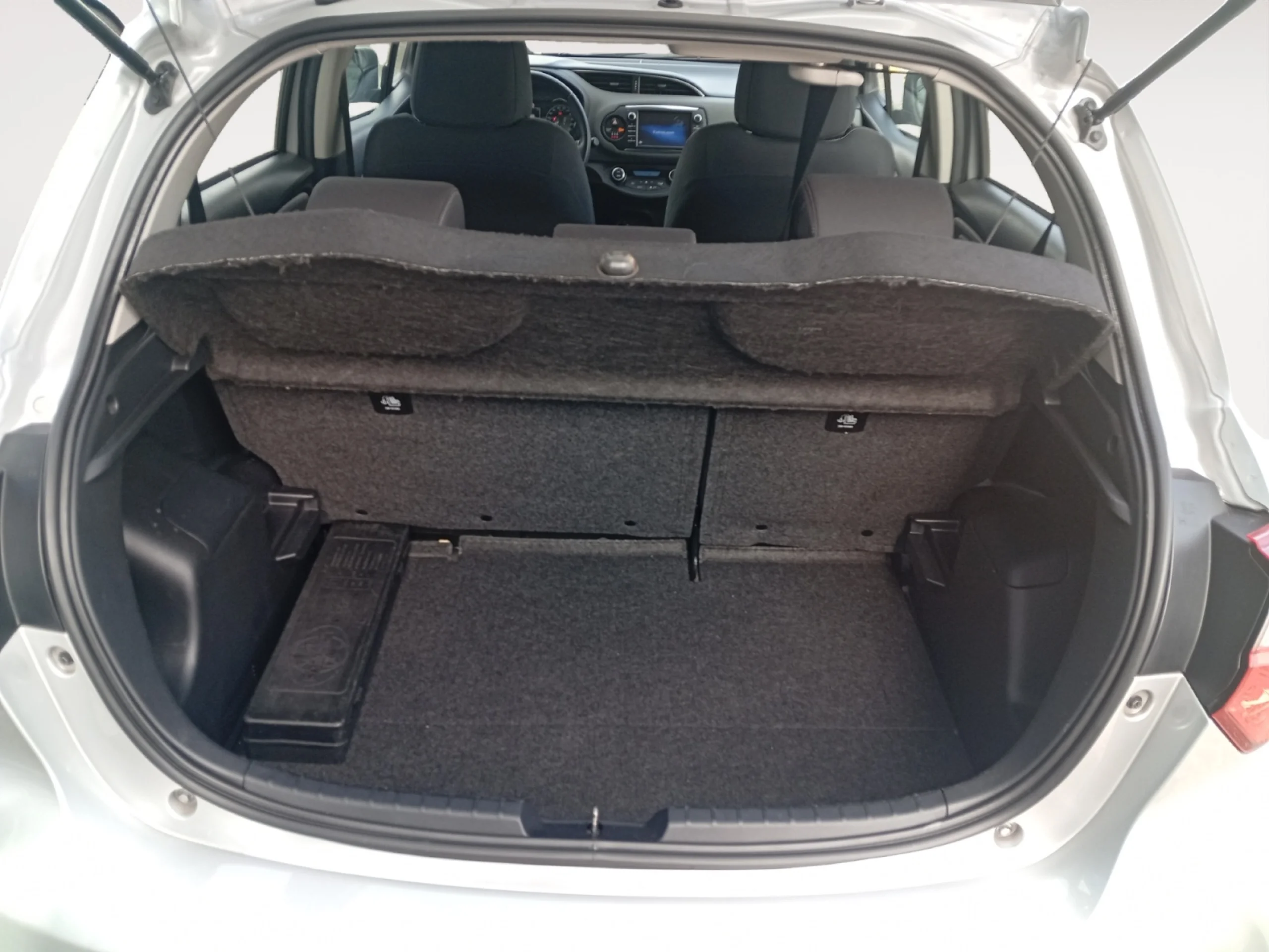 TOYOTA Yaris 1.0 70 ACTIVE - Foto 7