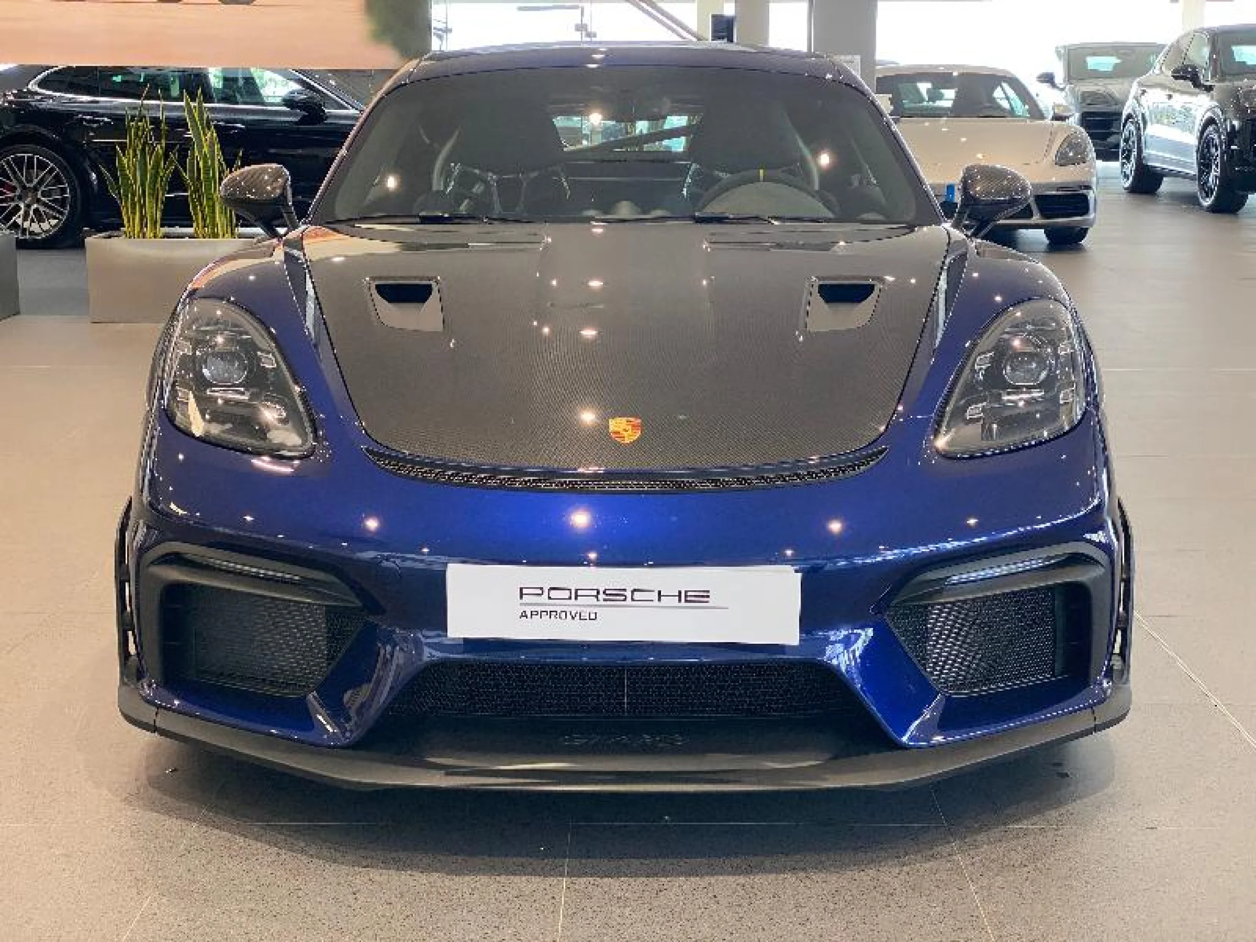PORSCHE 718 CAYMAN GT4 RS - Foto 8