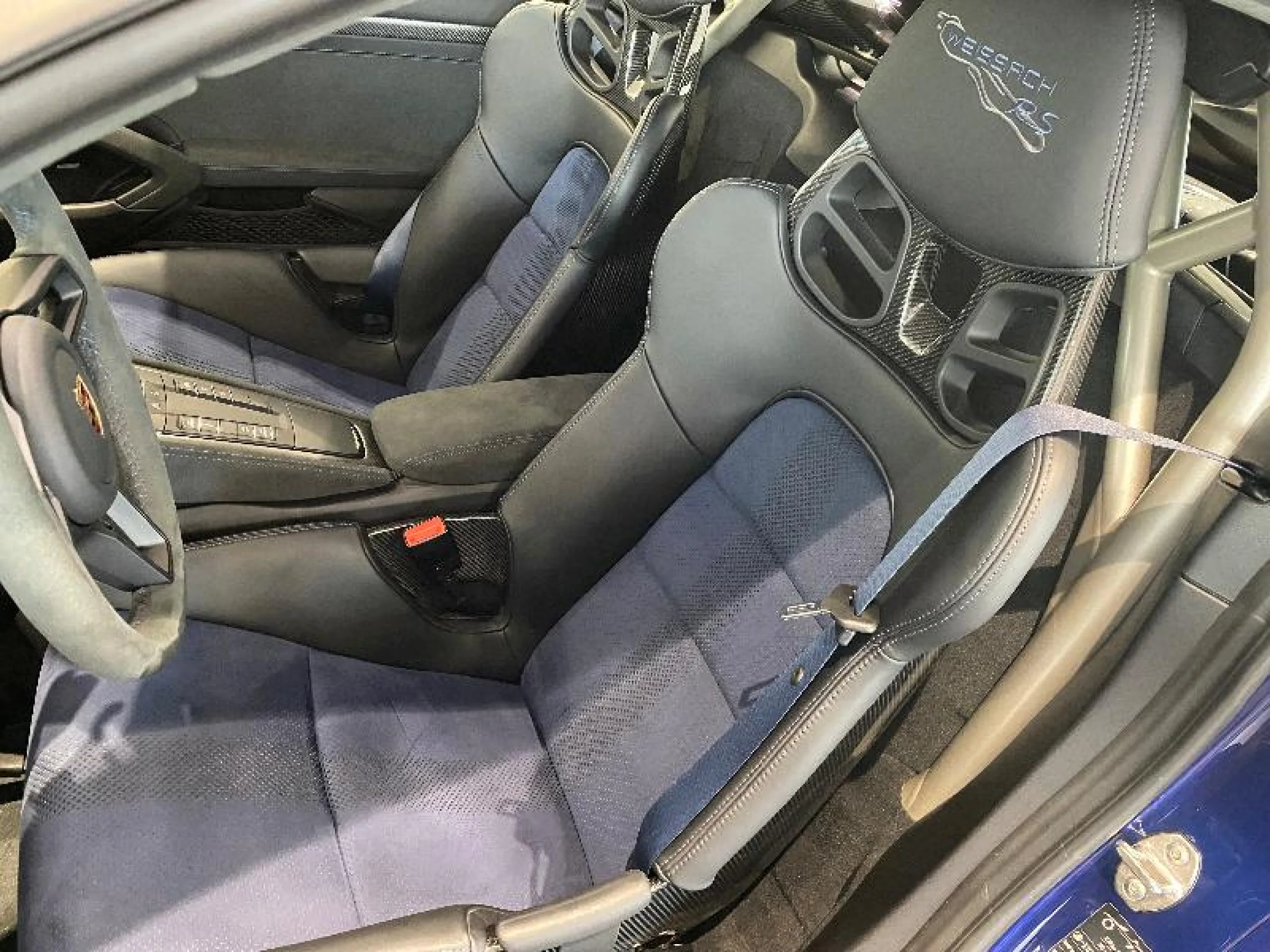 PORSCHE 718 CAYMAN GT4 RS - Foto 15