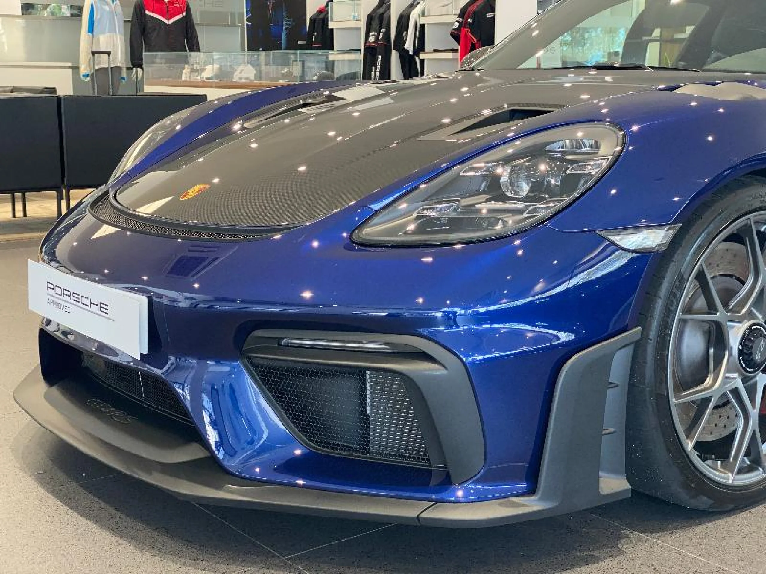 PORSCHE 718 CAYMAN GT4 RS - Foto 23