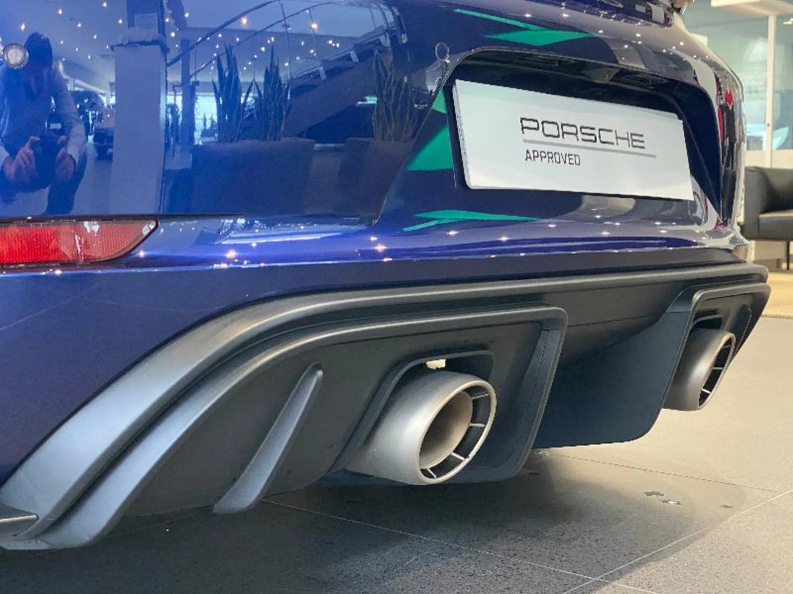 PORSCHE 718 CAYMAN GT4 RS - Foto 31