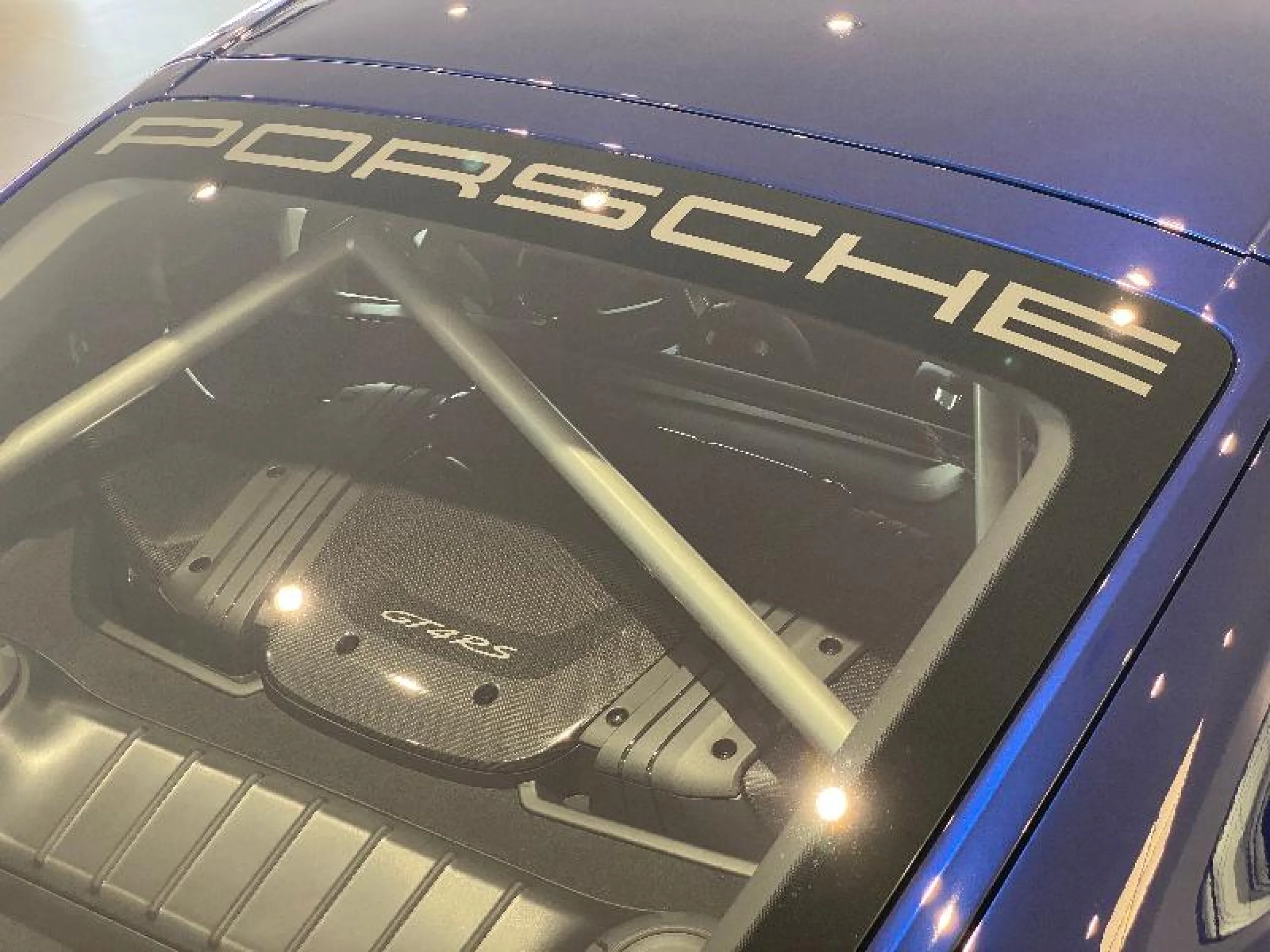 PORSCHE 718 CAYMAN GT4 RS - Foto 33