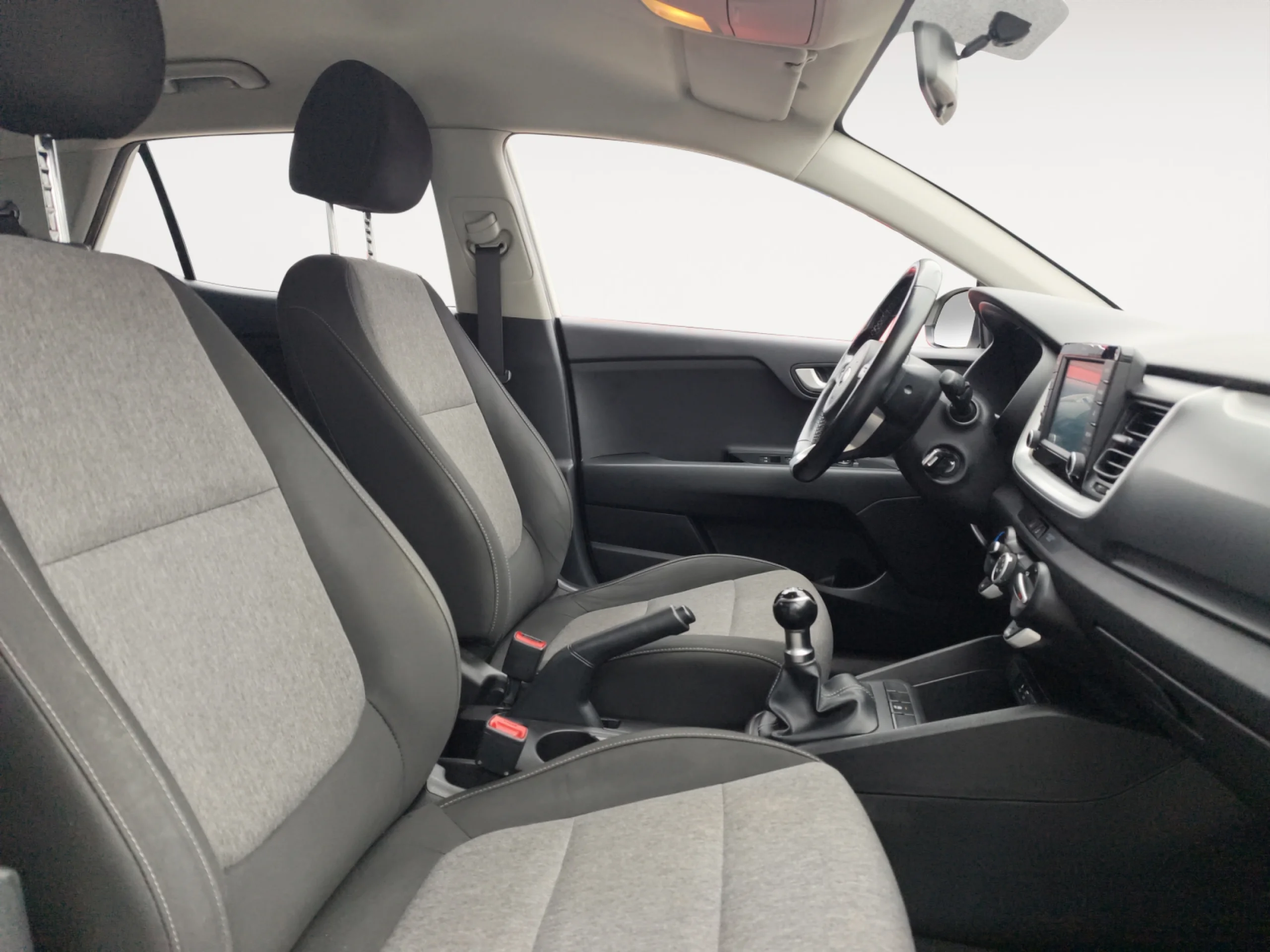KIA STONIC 1.2 CVVT 62KW (84CV) BUSINESS - Foto 5