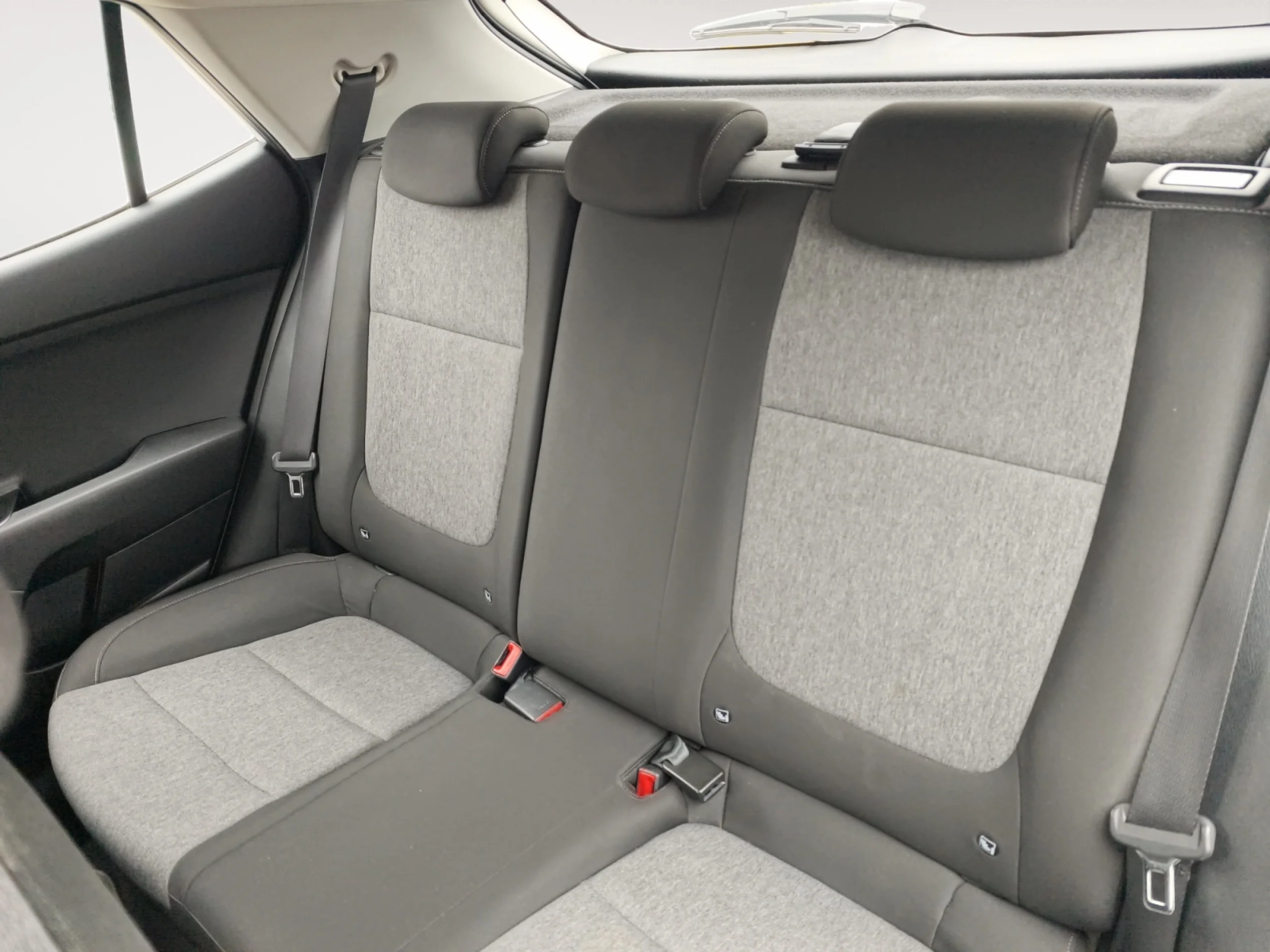 KIA STONIC 1.2 CVVT 62KW (84CV) BUSINESS - Foto 6