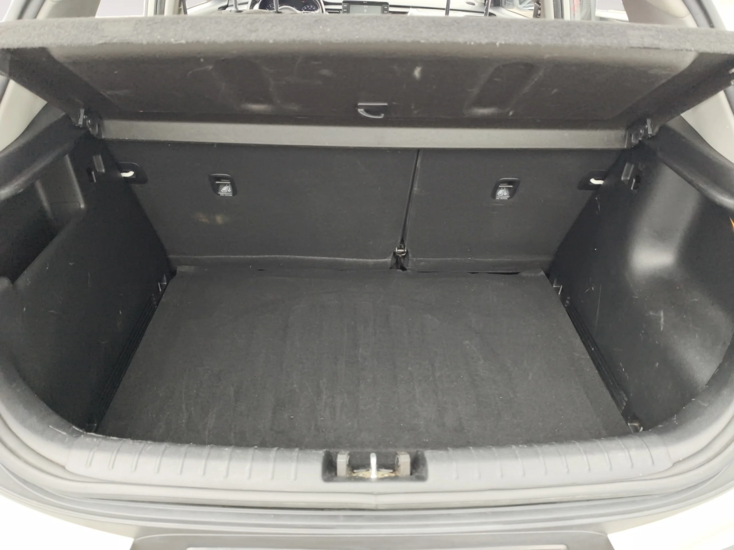 KIA STONIC 1.2 CVVT 62KW (84CV) BUSINESS - Foto 7