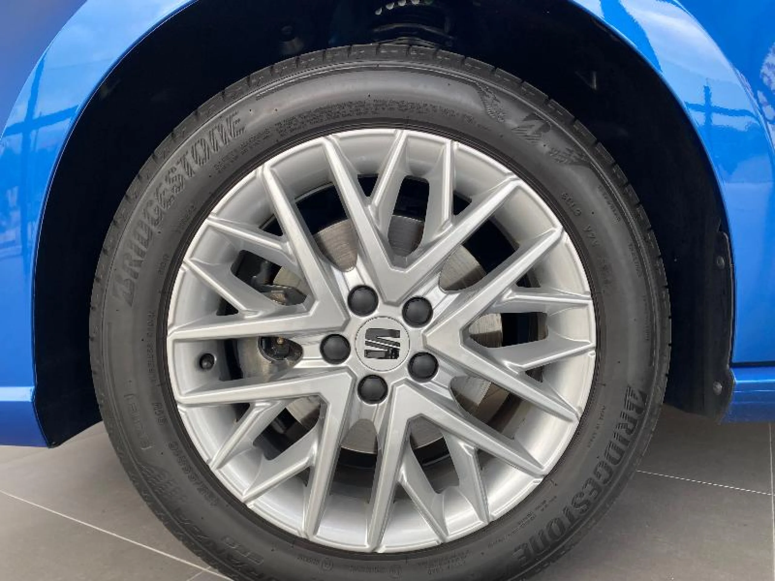 SEAT IBIZA 1.0 TSI 81KW (110CV) SPECIAL EDITION - Foto 7