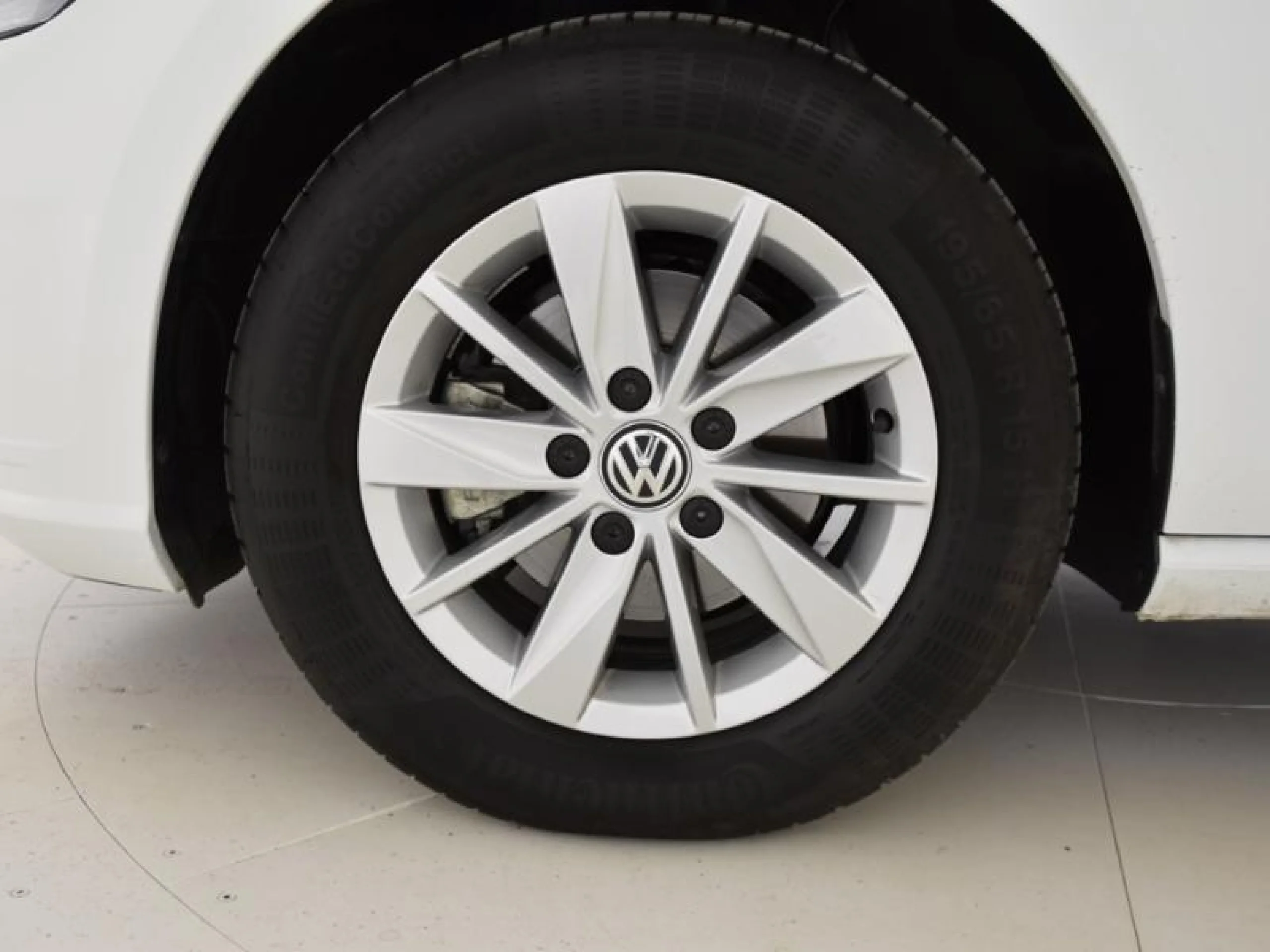 VOLKSWAGEN GOLF BUSINESS 1.6 TDI 85KW (115CV) - Foto 8