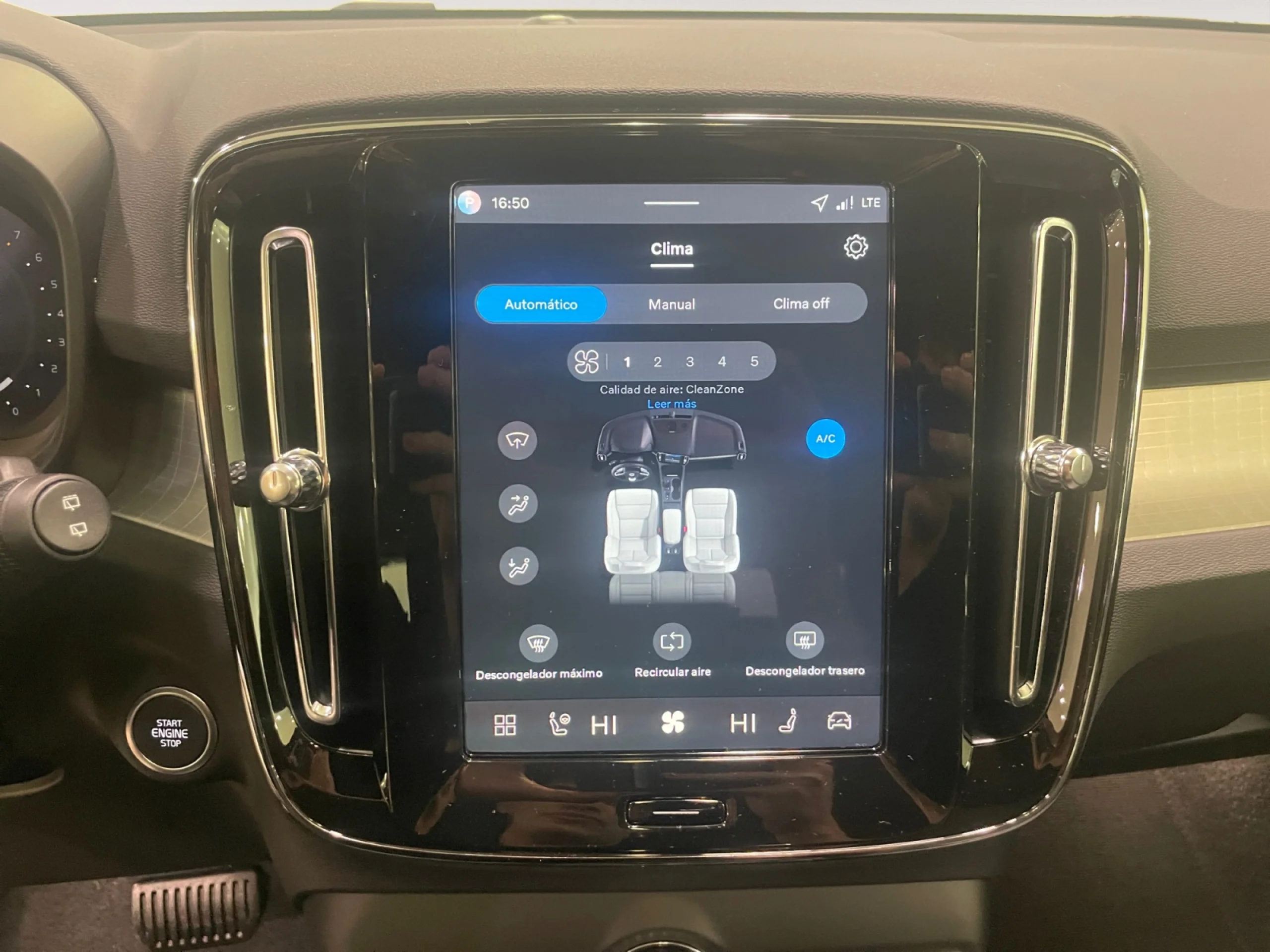 VOLVO XC40 2.0 B4 G CORE AUTO - Foto 14