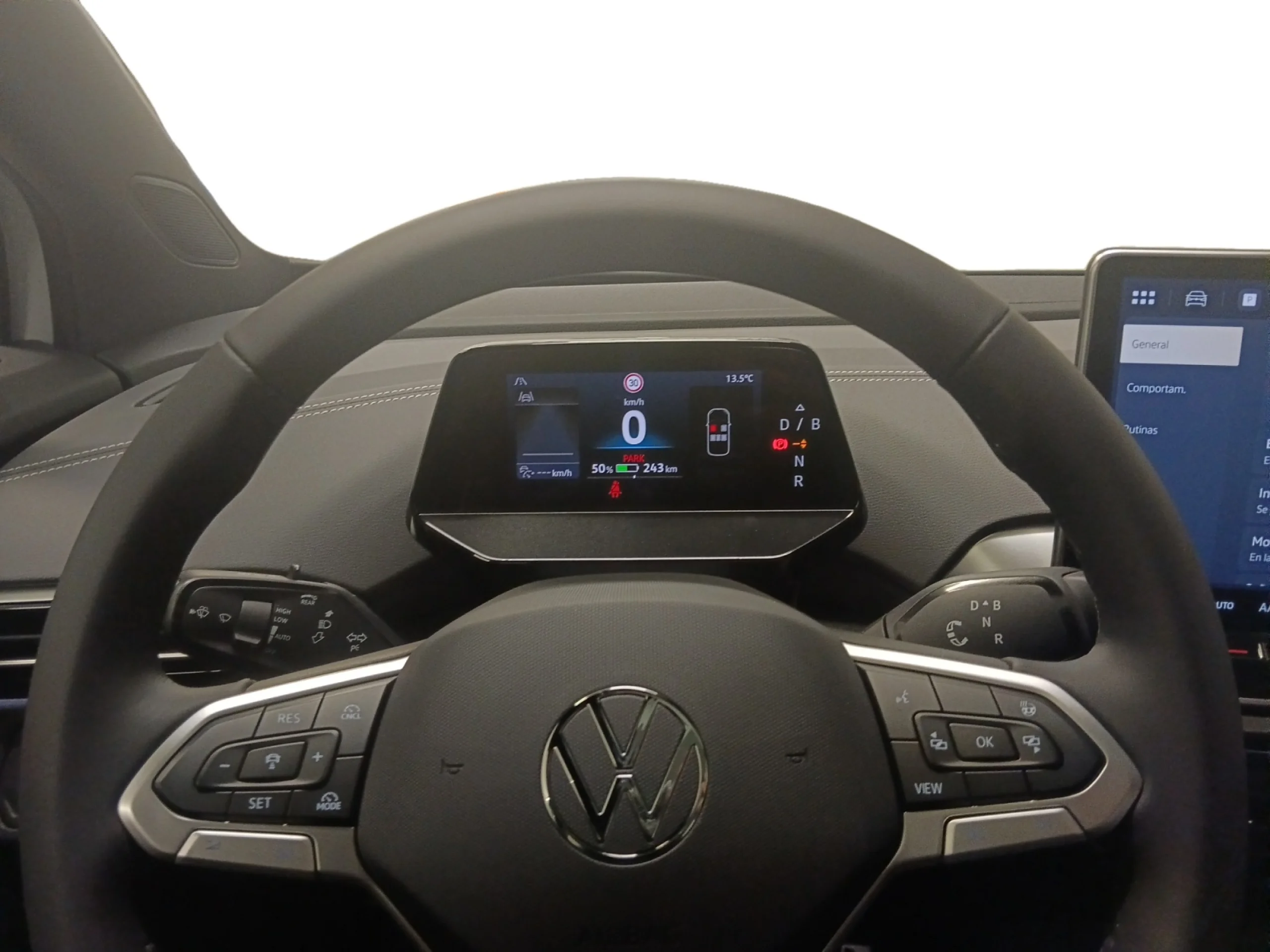 VOLKSWAGEN ID.4 PRO BLACK 210KW (286CV) 77KWH - Foto 9