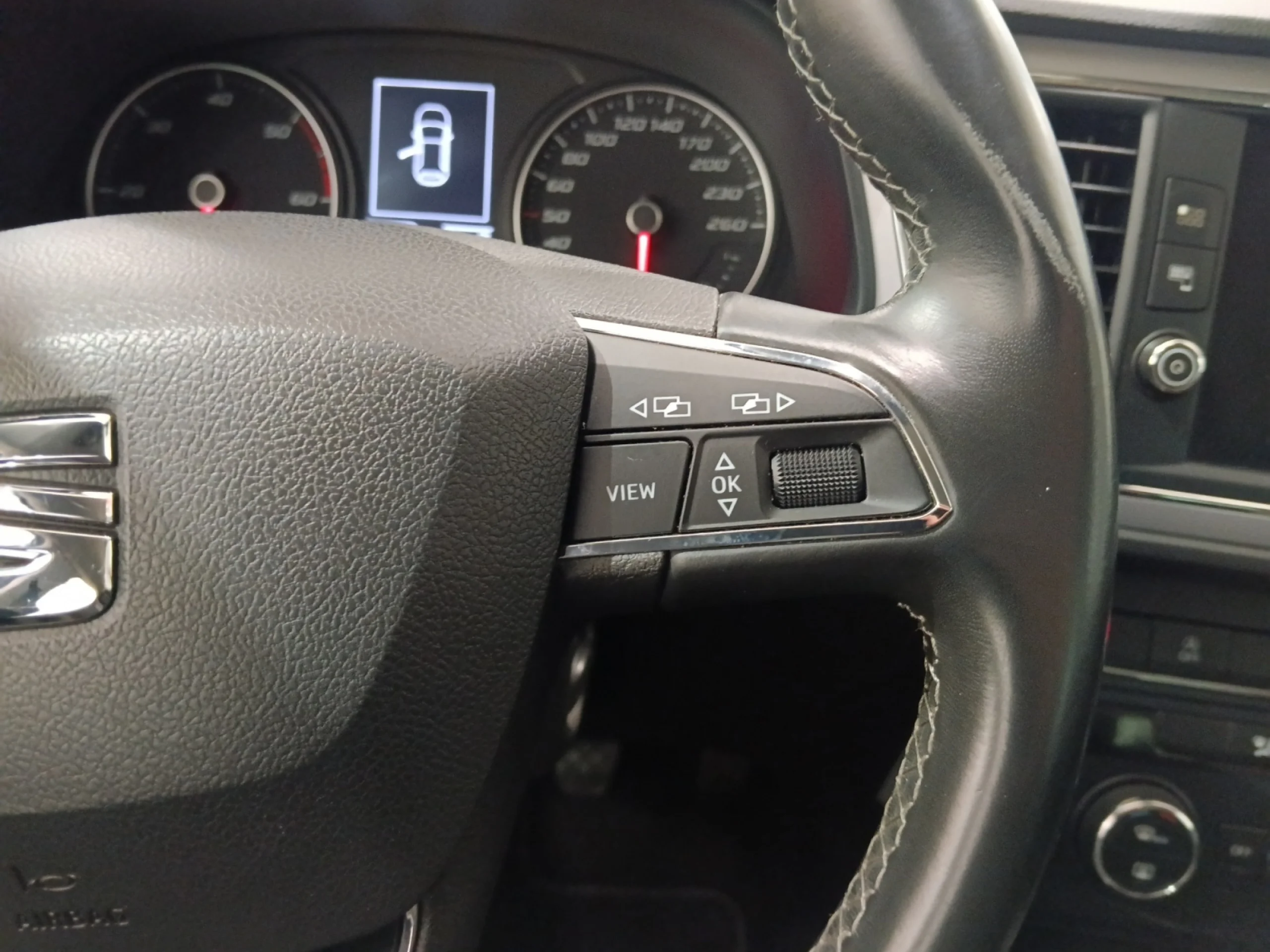 SEAT LEON 1.6 TDI 85KW (115CV) S&S STYLE VISIO ED - Foto 12
