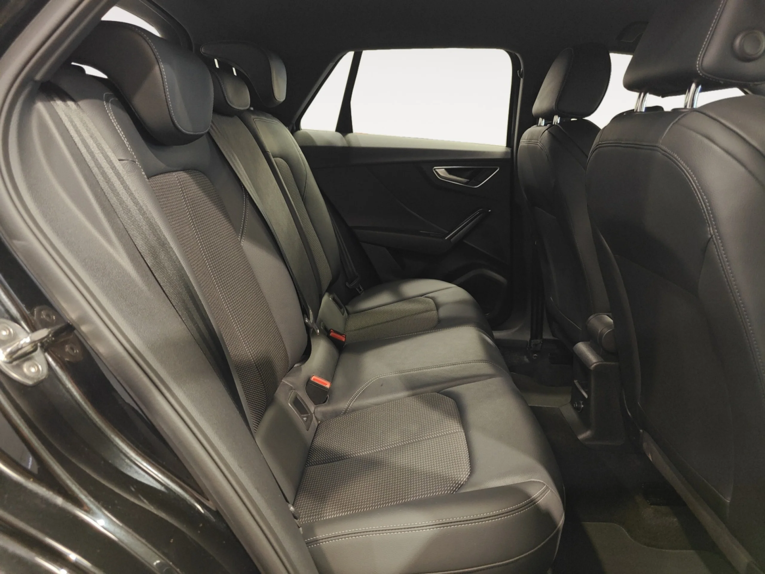 AUDI Q2 ADRENALIN EDITION 35 TDI 110KW S TRONIC - Foto 6