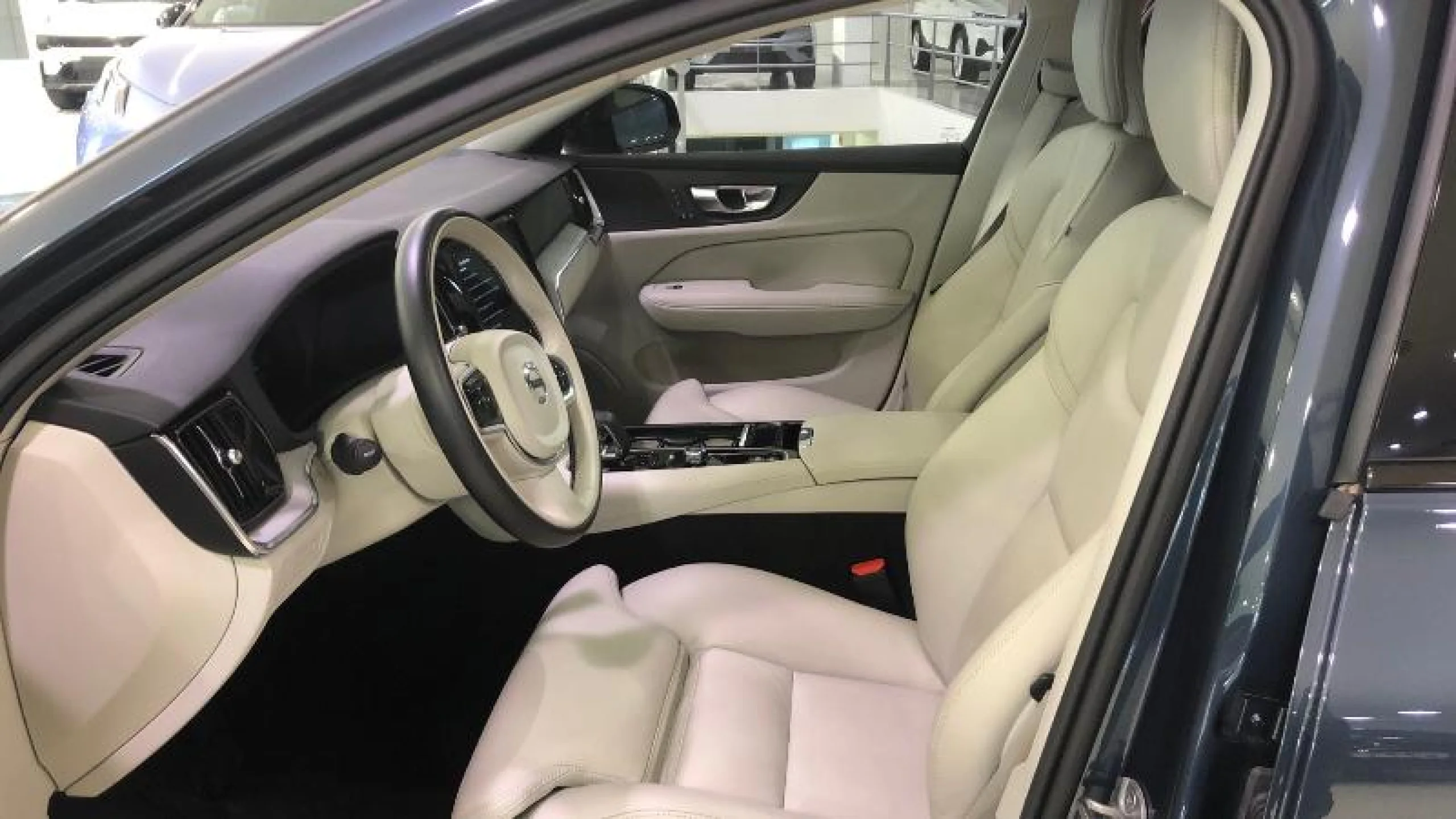 VOLVO V60 2.0 T6 AWD RECHARGE PLUS DARK AUTO - Foto 5