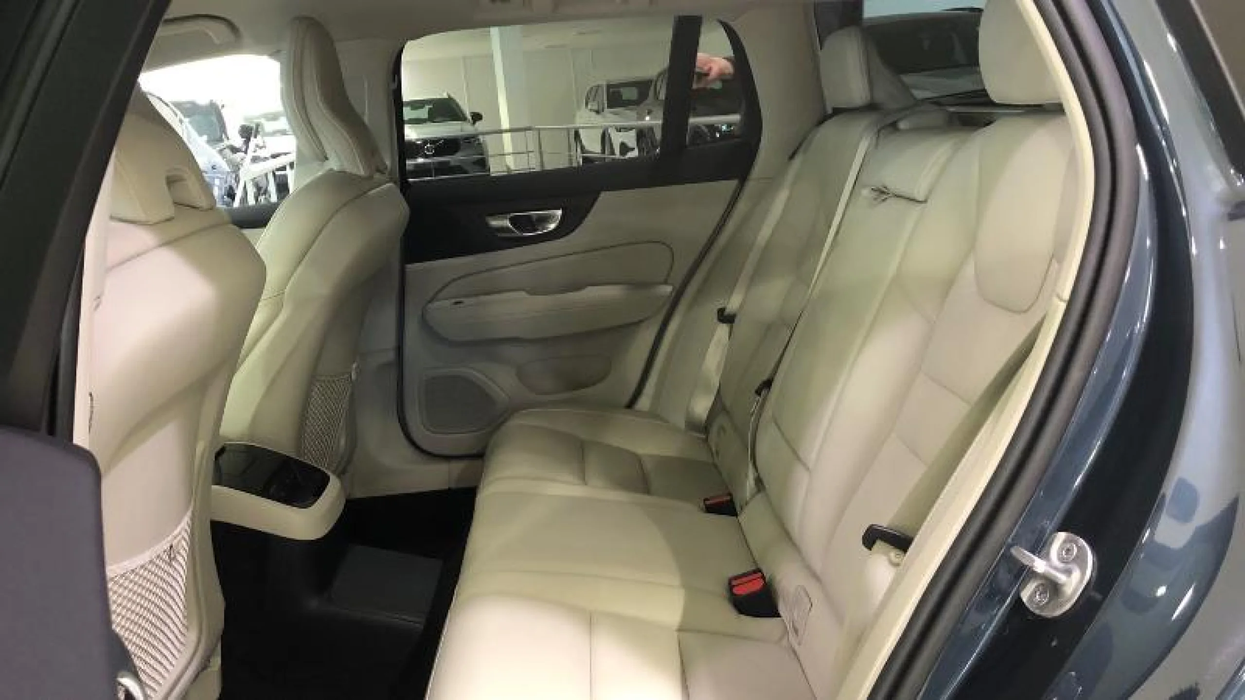 VOLVO V60 2.0 T6 AWD RECHARGE PLUS DARK AUTO - Foto 7