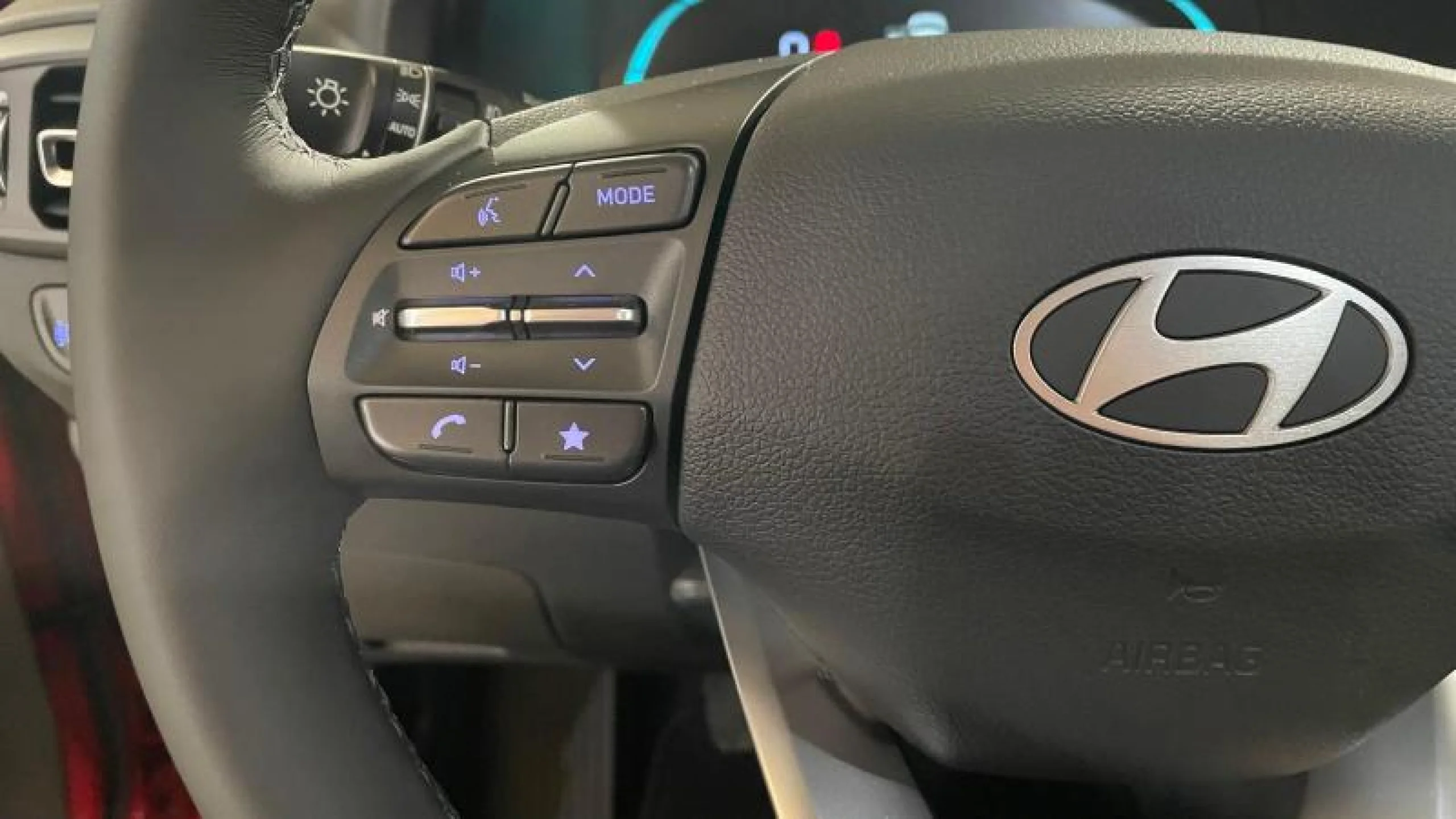 HYUNDAI I30 1.0 TGDI 48V KLASS - Foto 14