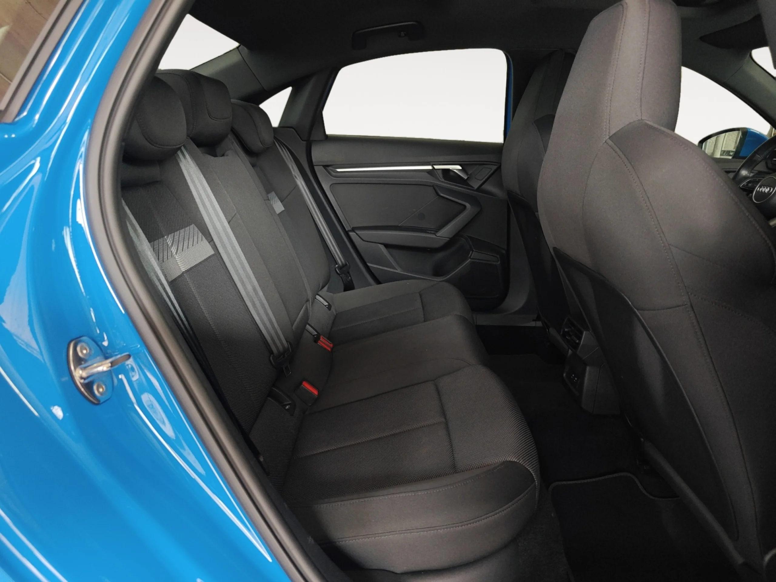 AUDI A3 SEDAN S LINE 35 TFSI 110KW S TRONIC - Foto 6
