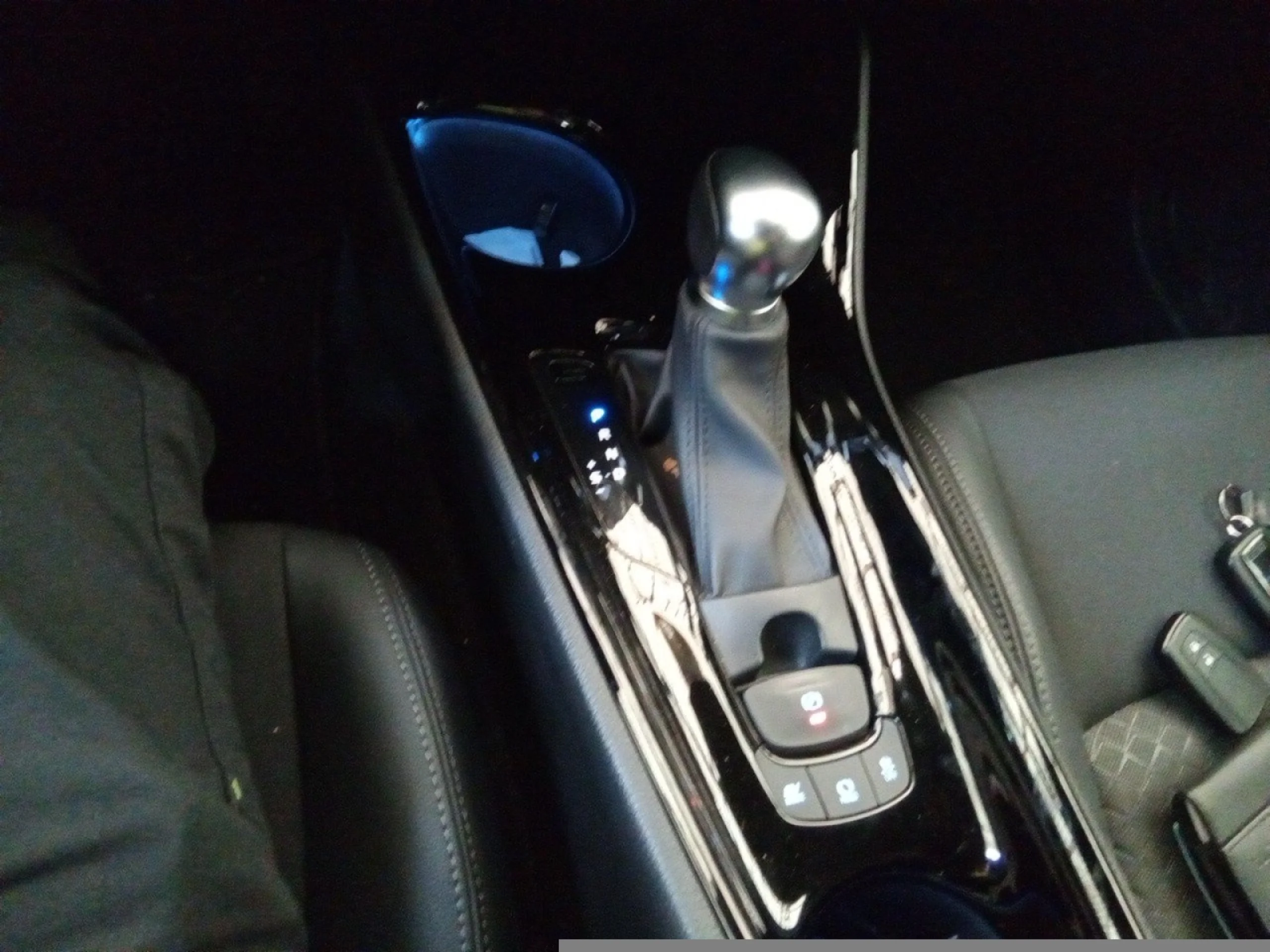 TOYOTA C HR 2.0 180H ADVANCE - Foto 9