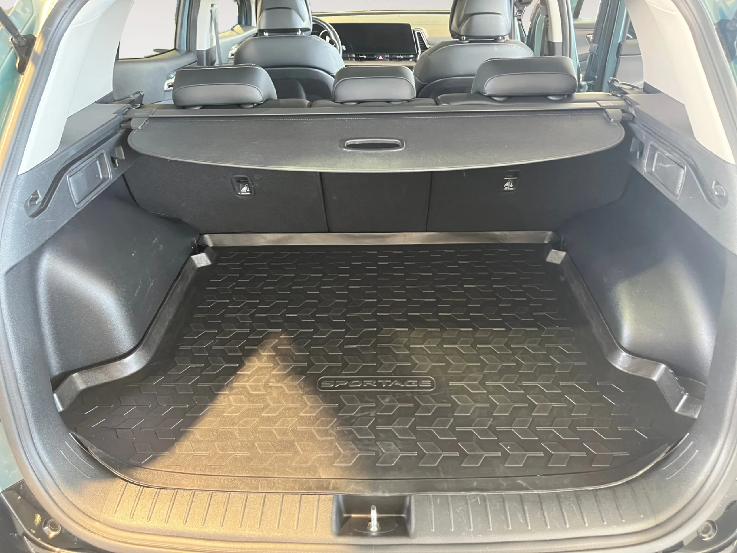 KIA SPORTAGE 1.6 T GDI PHEV 198KW (265CV) TECH 4X4 - Foto 7