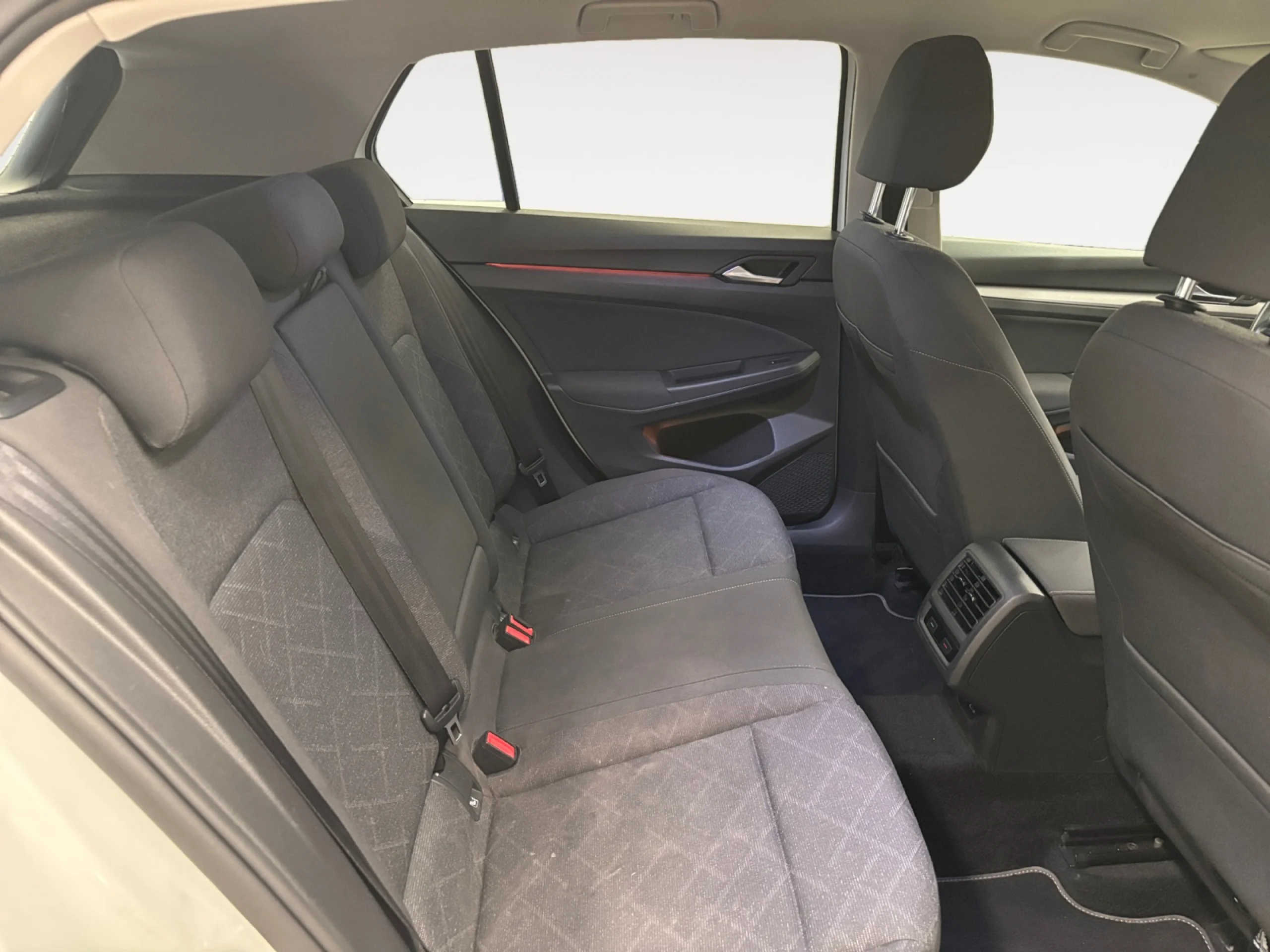 VOLKSWAGEN GOLF 1.0 ETSI 81KW (110CV) DSG - Foto 6