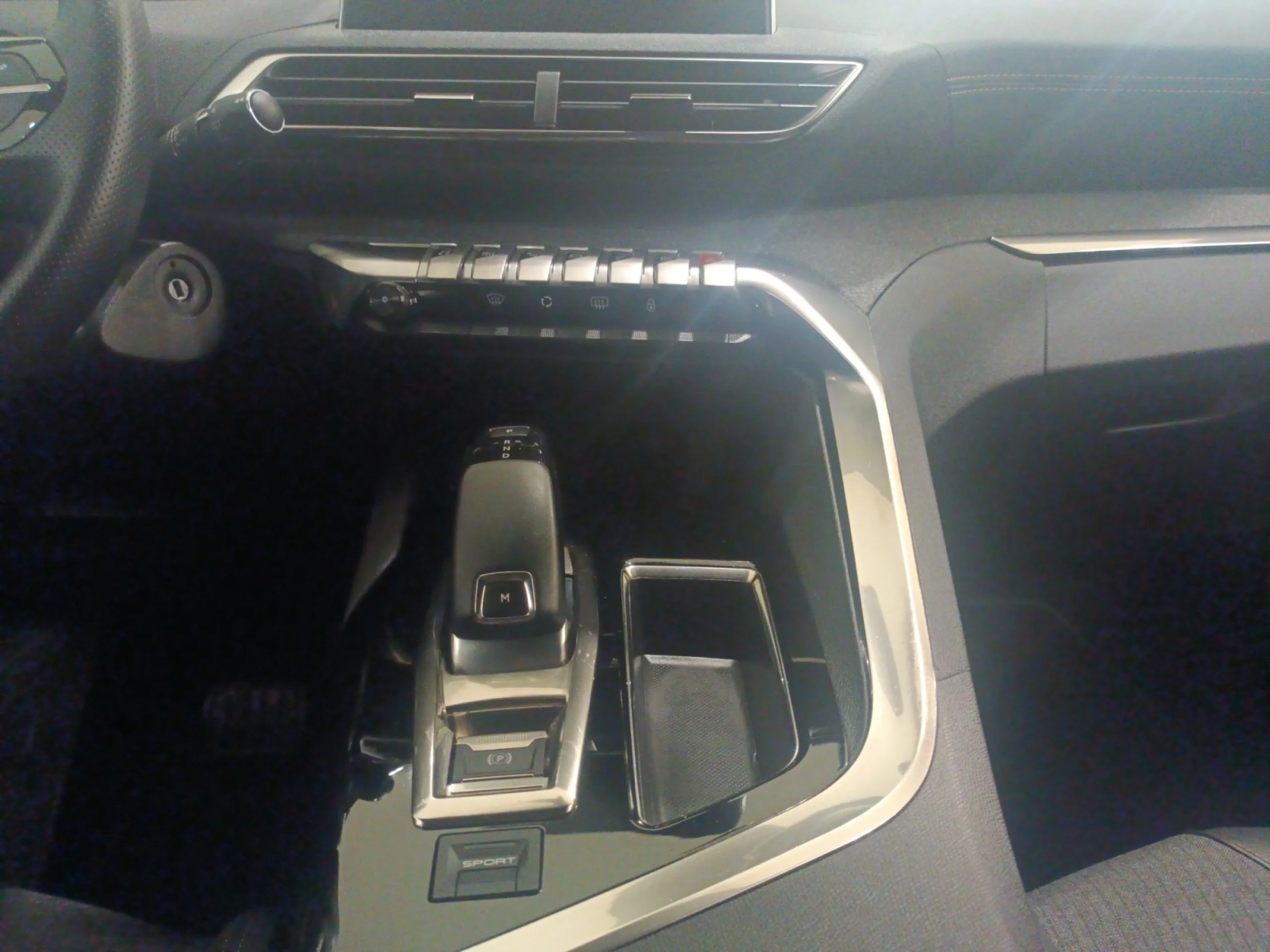 PEUGEOT 3008 1.5 BLUE HDI 96 KW S/S GT LINE EAT8 - Foto 10