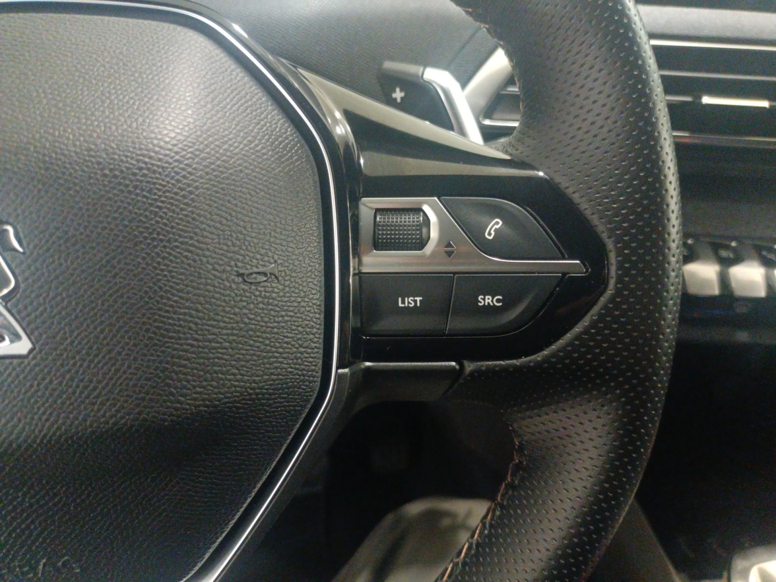 PEUGEOT 3008 1.5 BLUE HDI 96 KW S/S GT LINE EAT8 - Foto 12