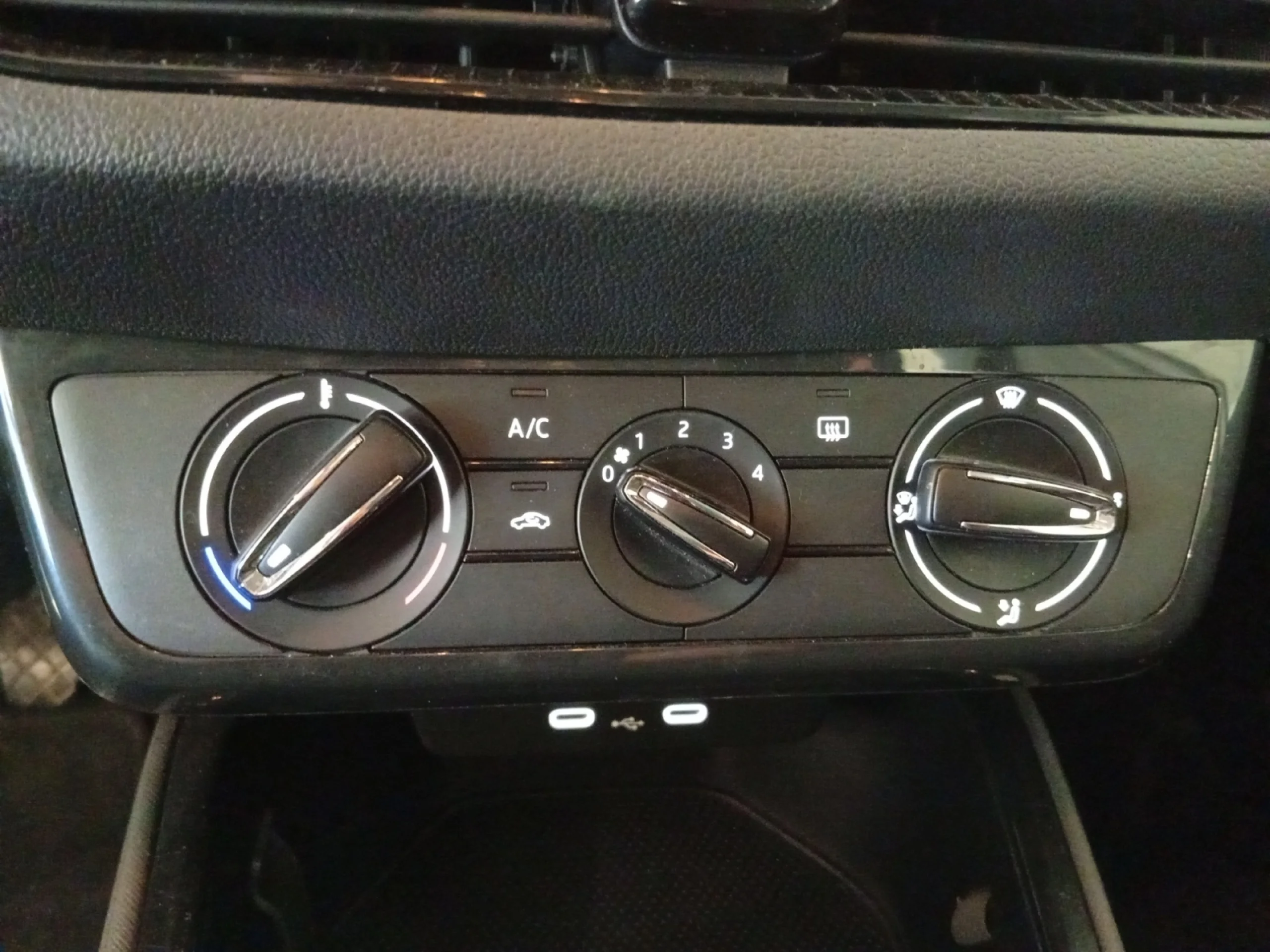 SKODA FABIA 1.0 TSI 70KW (95CV) STYLE - Foto 13