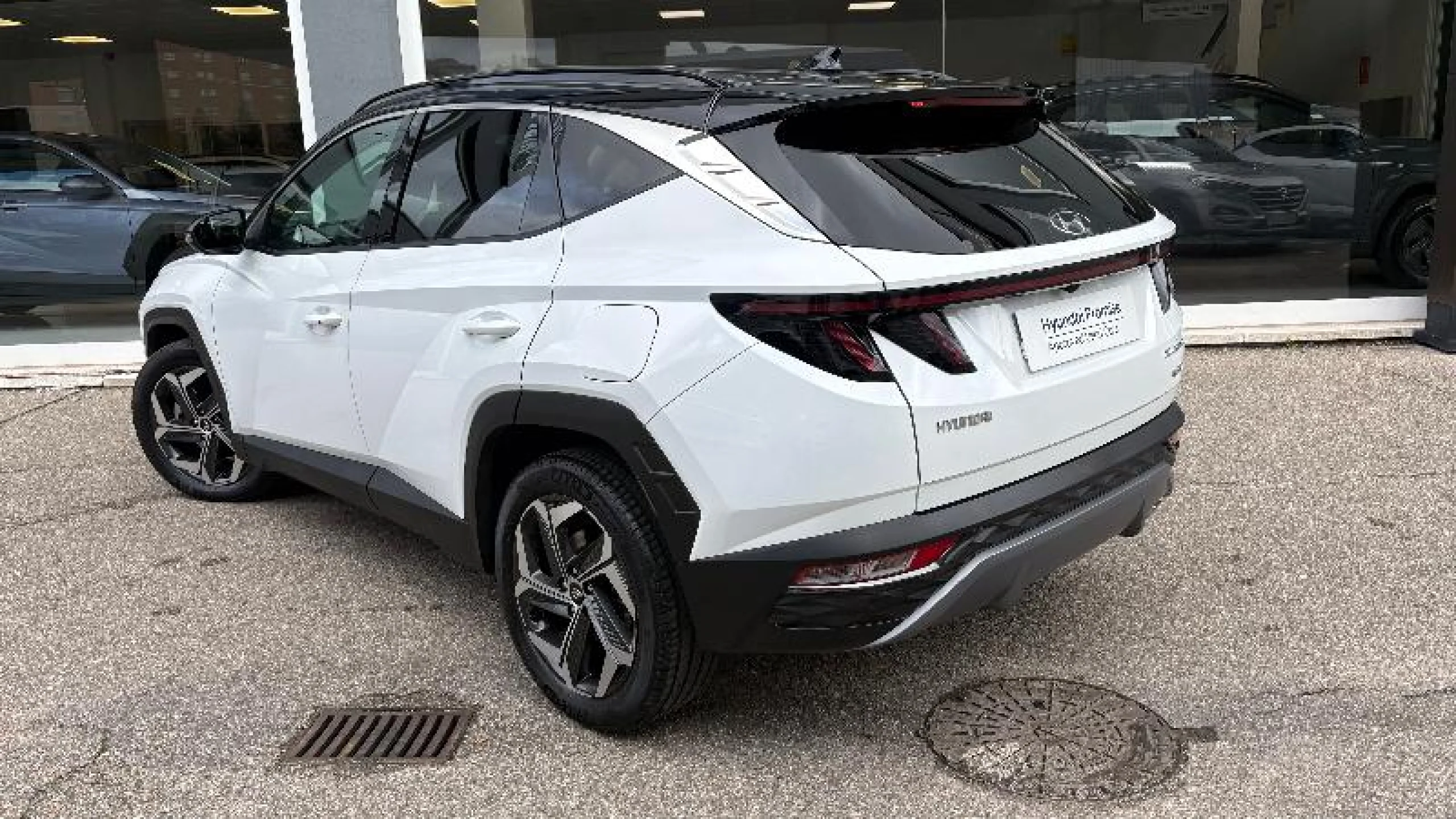 HYUNDAI TUCSON 1.6 TGDI 169KW HEV TECNO AUTO 2C - Foto 9
