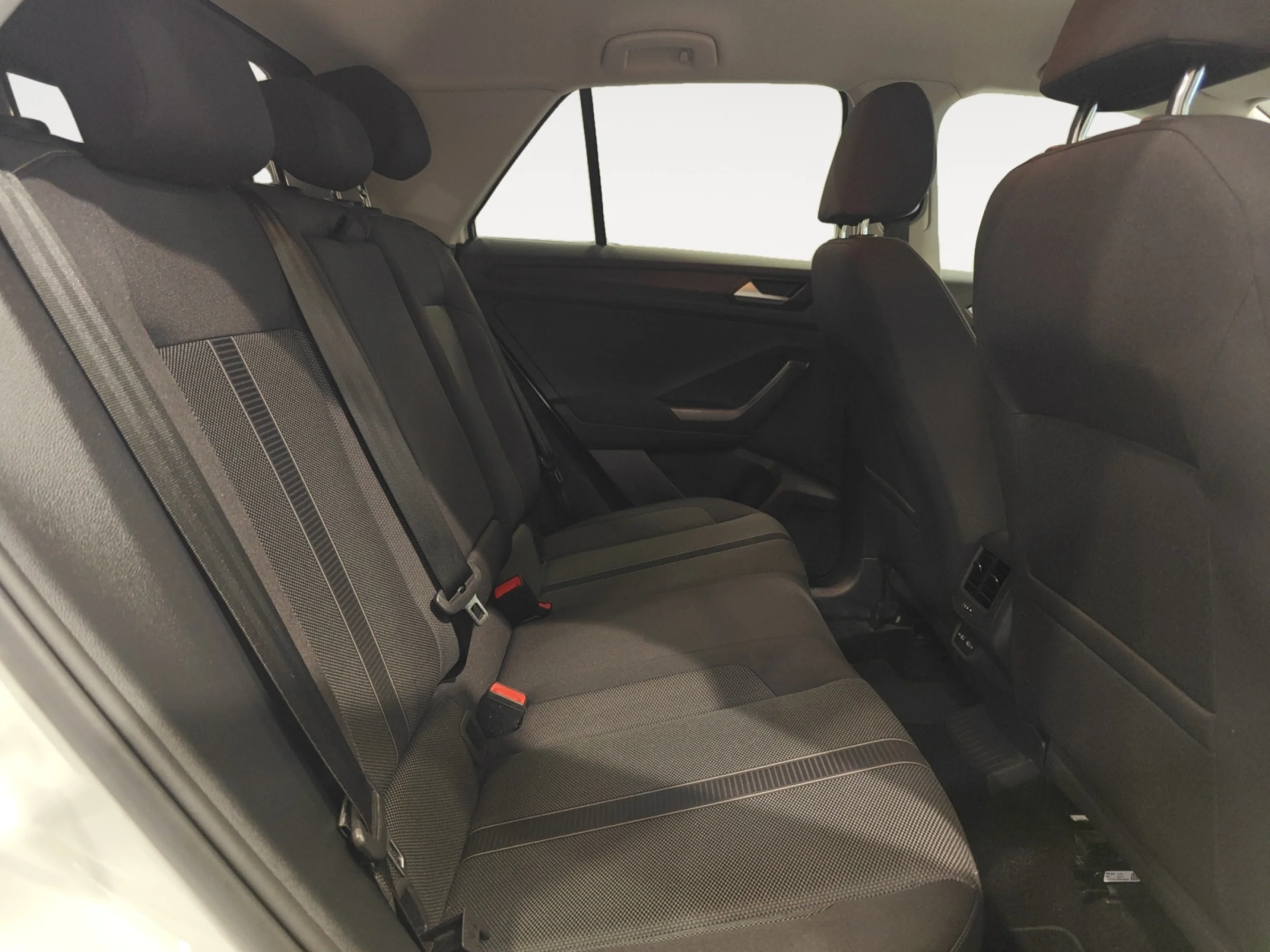 VOLKSWAGEN T ROC LIFE 1.0 TSI 81KW (110CV) - Foto 6