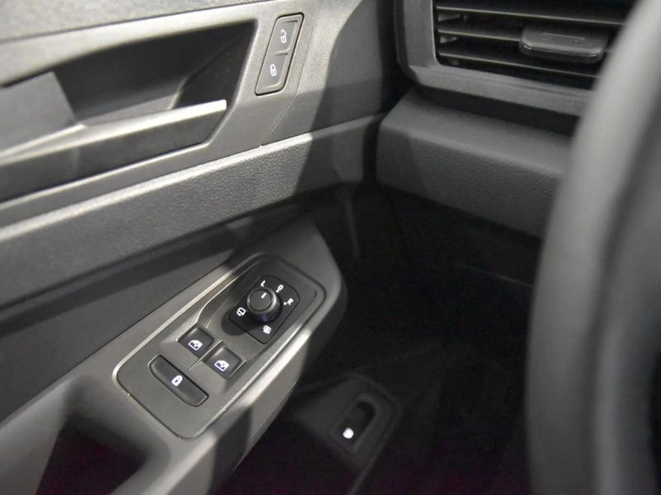 VW COMERCIALES Caddy CADDY  ORIGIN 5 ASIENTOS  1.5 TSI HYBRID 85 KW (116 CV) / 85 KW (116 CV) DSG 6 VEL. - Foto 17