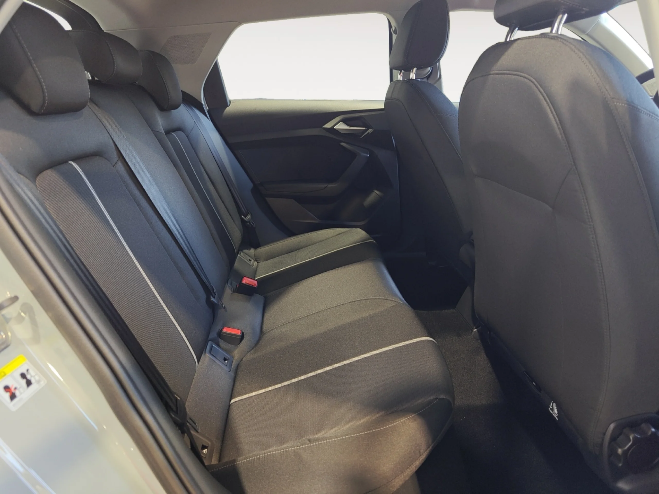 AUDI A1 SPORTBACK ADVANCED 30 TFSI 85KW S TRONIC - Foto 6